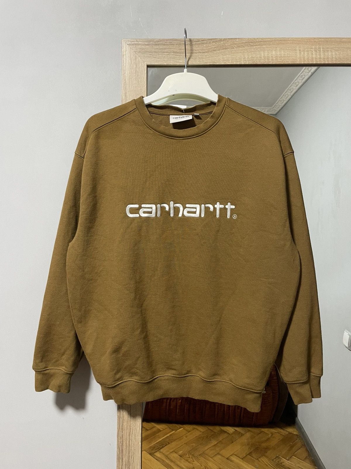 Carhartt Carhartt sweatshirt big logo size small vintage Size US S / EU 44-46 / 1 - 4 Thumbnail