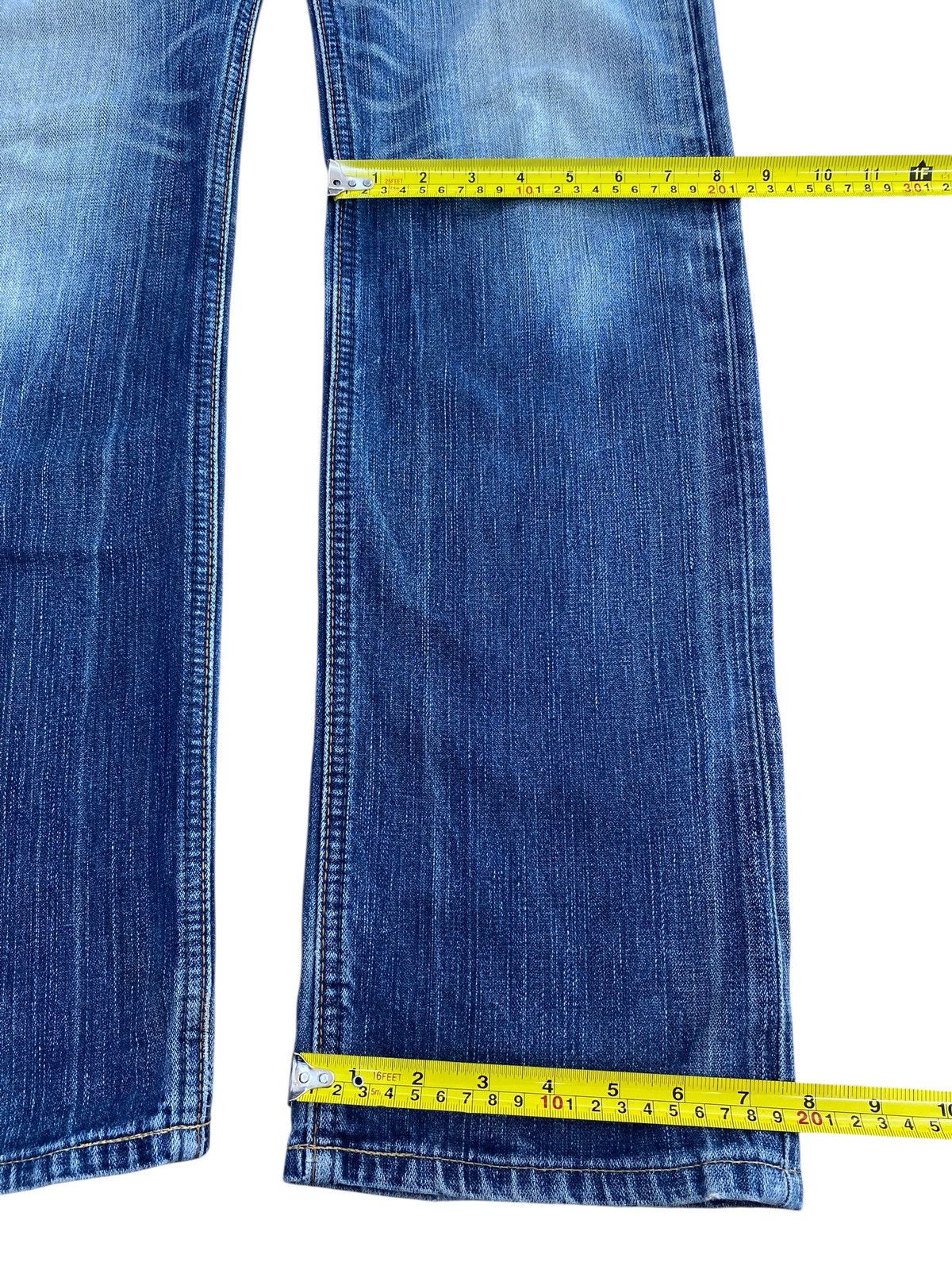 Wrangler Wrangler Whiskers Faded Wash Style Straight Cut Jeans Size US 31 - 6 Thumbnail