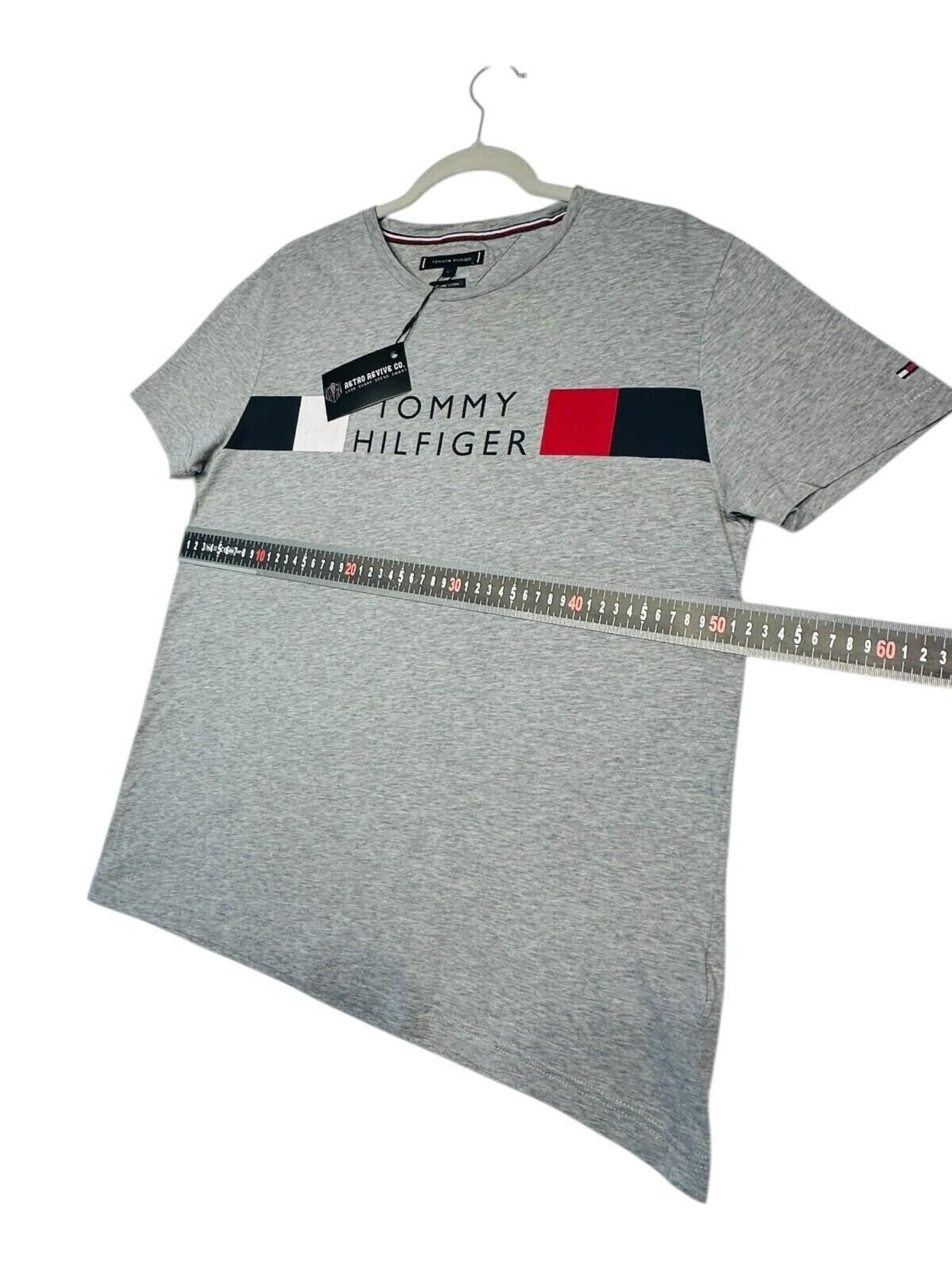 Tommy Hilfiger Tommy Hilfiger T-Shirt Men's UK Size L Grey Graphic Print Size US L / EU 52-54 / 3 - 7 Thumbnail