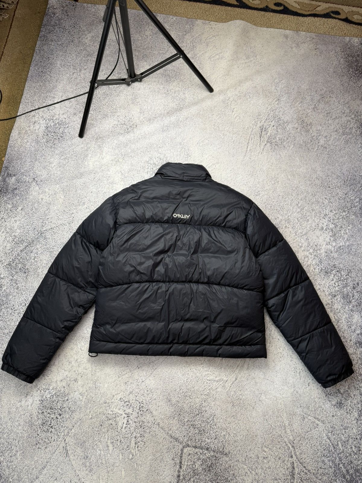 Oakley Vintage Oakley Black Puffer Jacket Y2K USA Size XL / US 12-14 / IT 48-50 - 24 Thumbnail