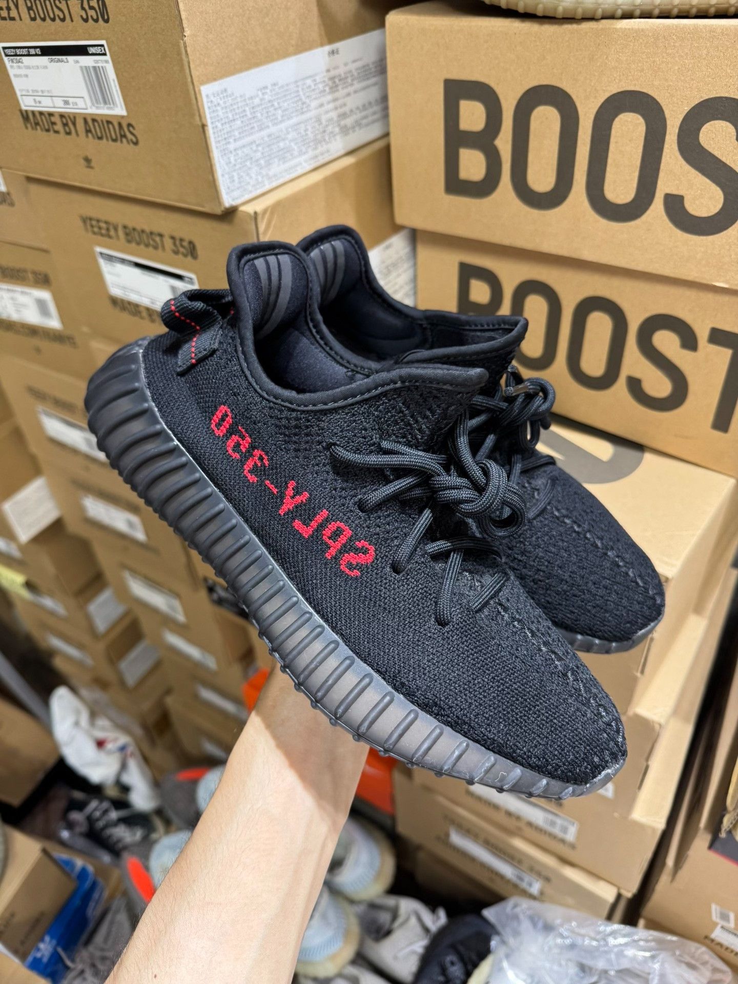 Adidas Adidas YEEZY350 Black Lowtop Sneakers 40 Men Size US 7.5 / EU 40-41 - 1 Thumbnail