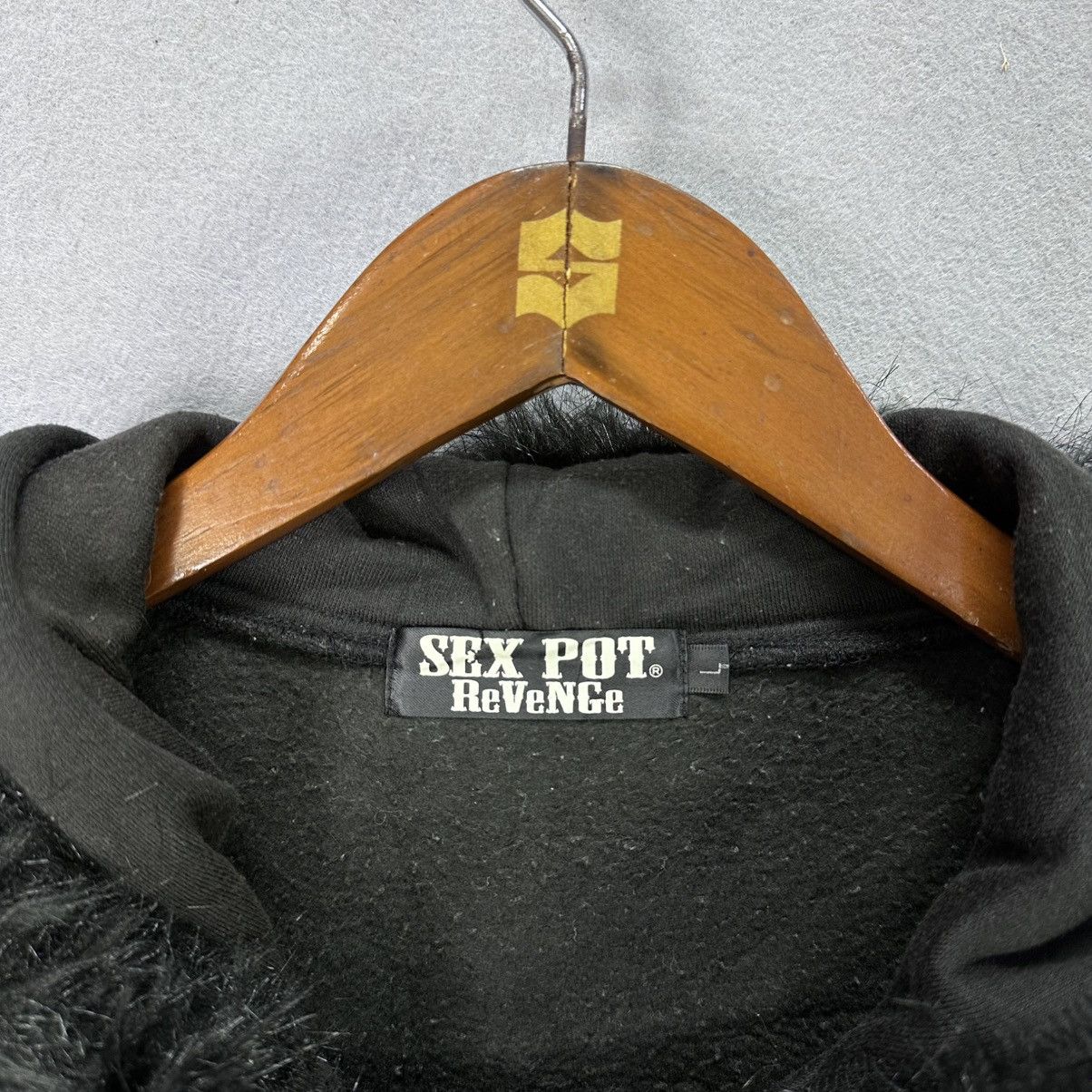 Sex Pot ReVeNGe Vintage Sex Pot Revenge Fur Hood Jacket Punk Size US L / EU 52-54 / 3 - 3 Thumbnail