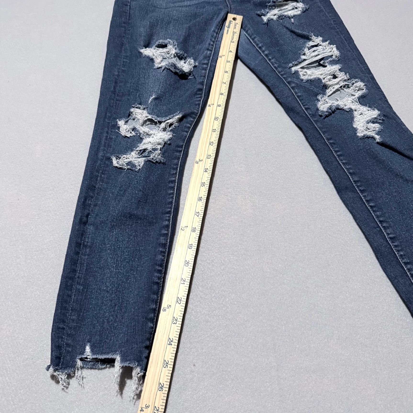American Eagle Outfitters American Eagle Outfitters Jeans Women's 10 Dark Wash Denim Distressed Stretch Regular Size 10 Blue Women Jeans Size 32" / US 10 / IT 46 - 6 Thumbnail
