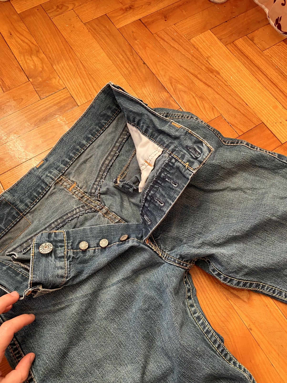 Levi's Vintage Levi’s Flared Jeans Size US 30 / EU 46 - 6 Thumbnail