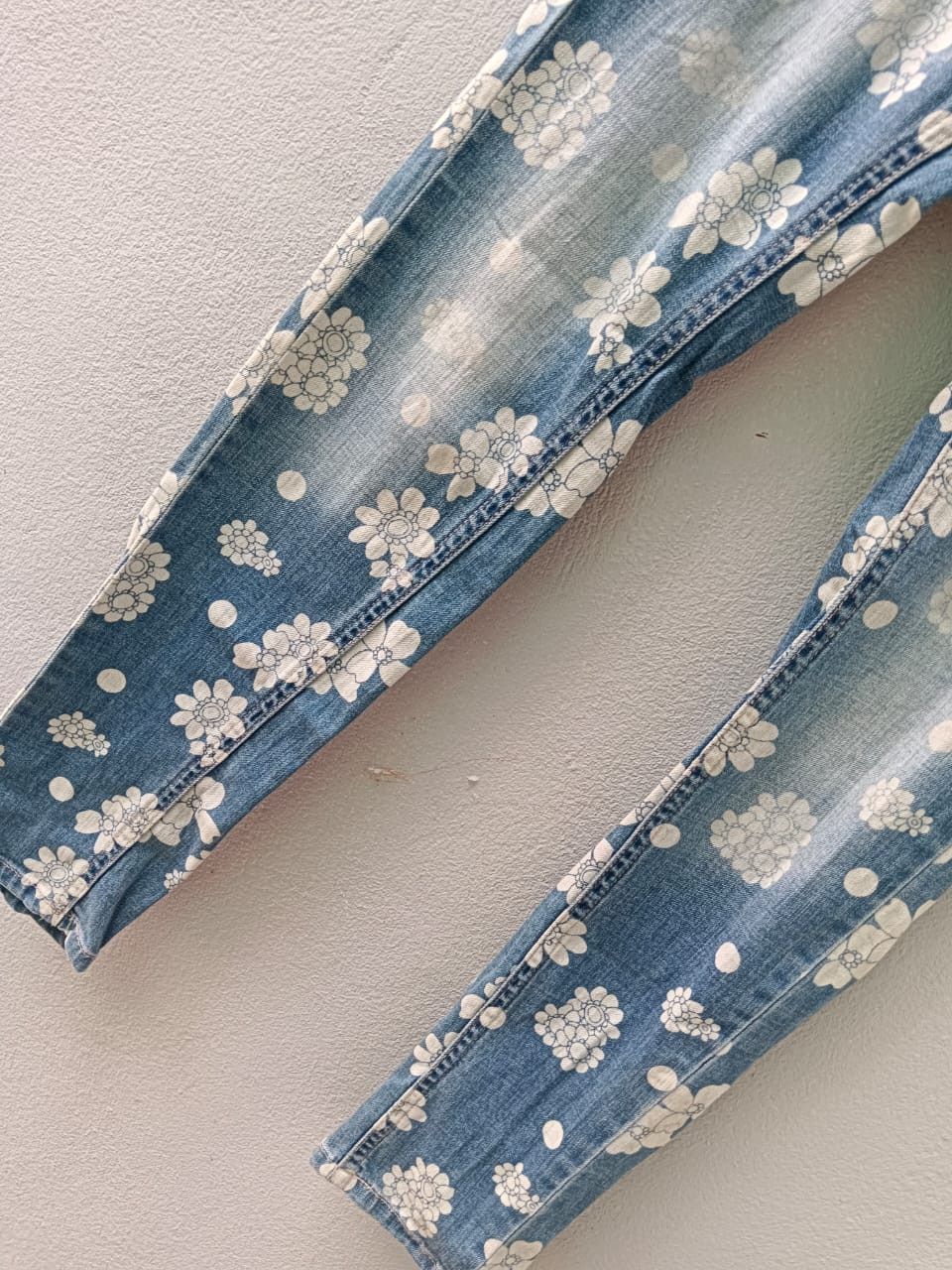 Betty Smith floral Jeans
