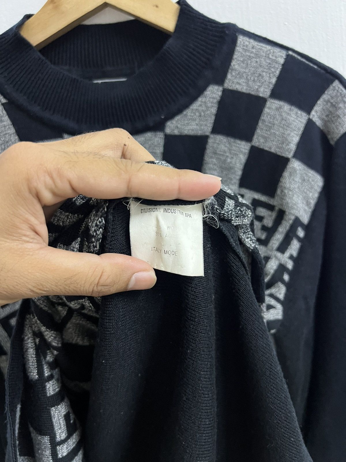 Fendi Vintage Fendi knitwear monogram Size M / US 6-8 / IT 42-44 - 4 Thumbnail
