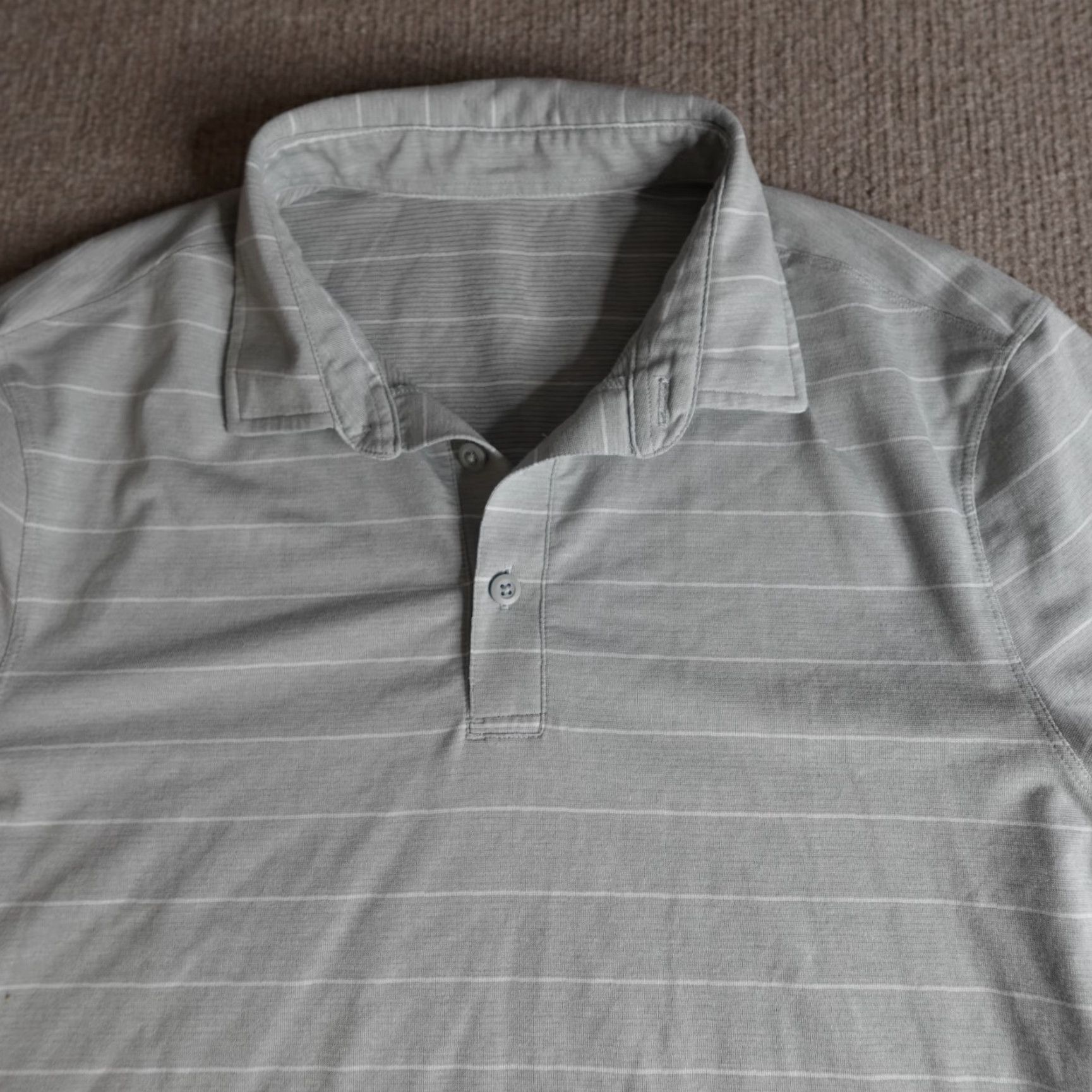 Lululemon Lululemon Polo Shirt Medium Gray Striped Short Sleeve Mens M Casual Golf Mock-Up? Size US M / EU 48-50 / 2 - 6 Thumbnail