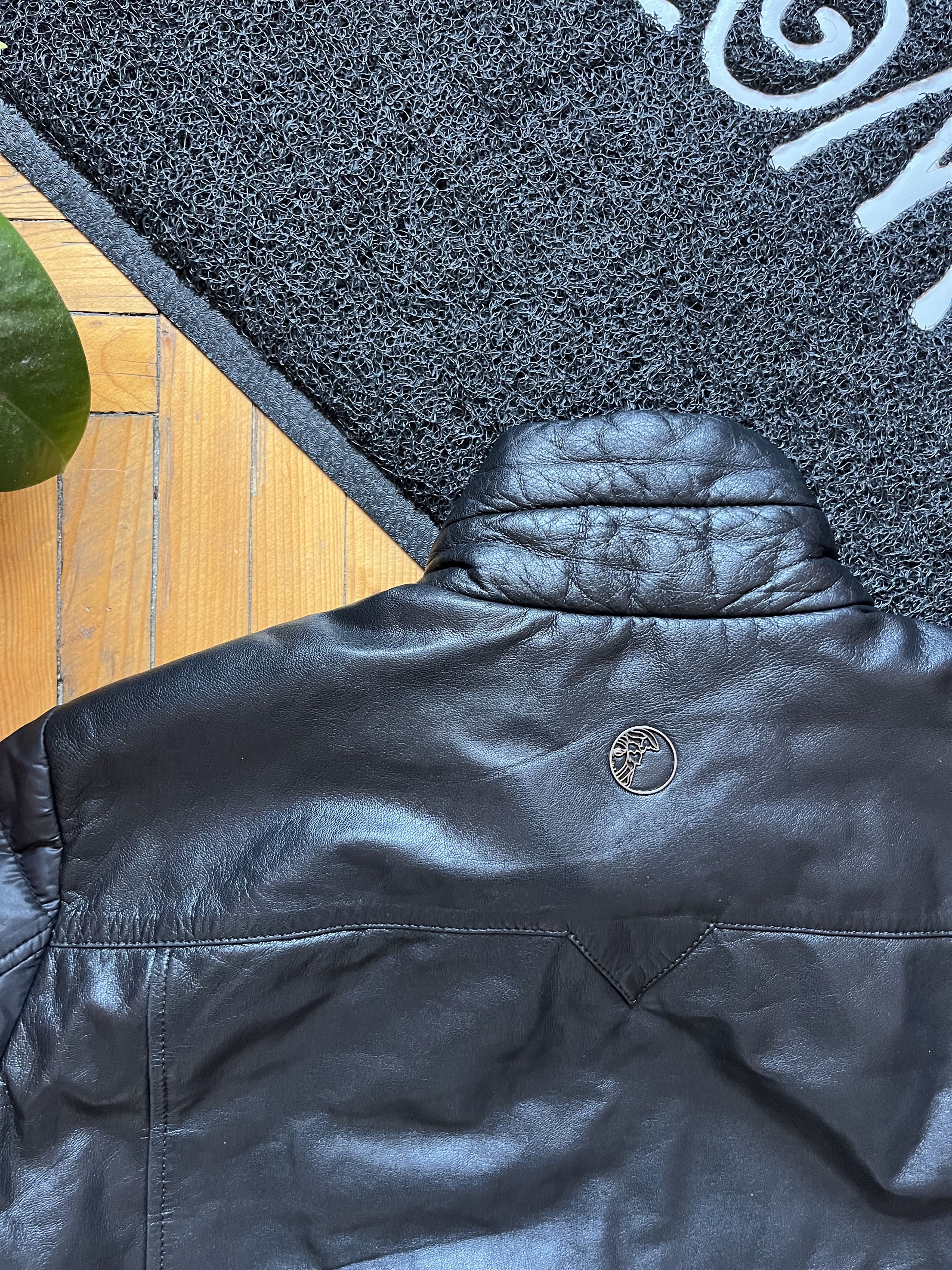 Versace Vintage Gianni Varsace Collection Metal Logo Leather Jacket Size US M / EU 48-50 / 2 - 5 Thumbnail