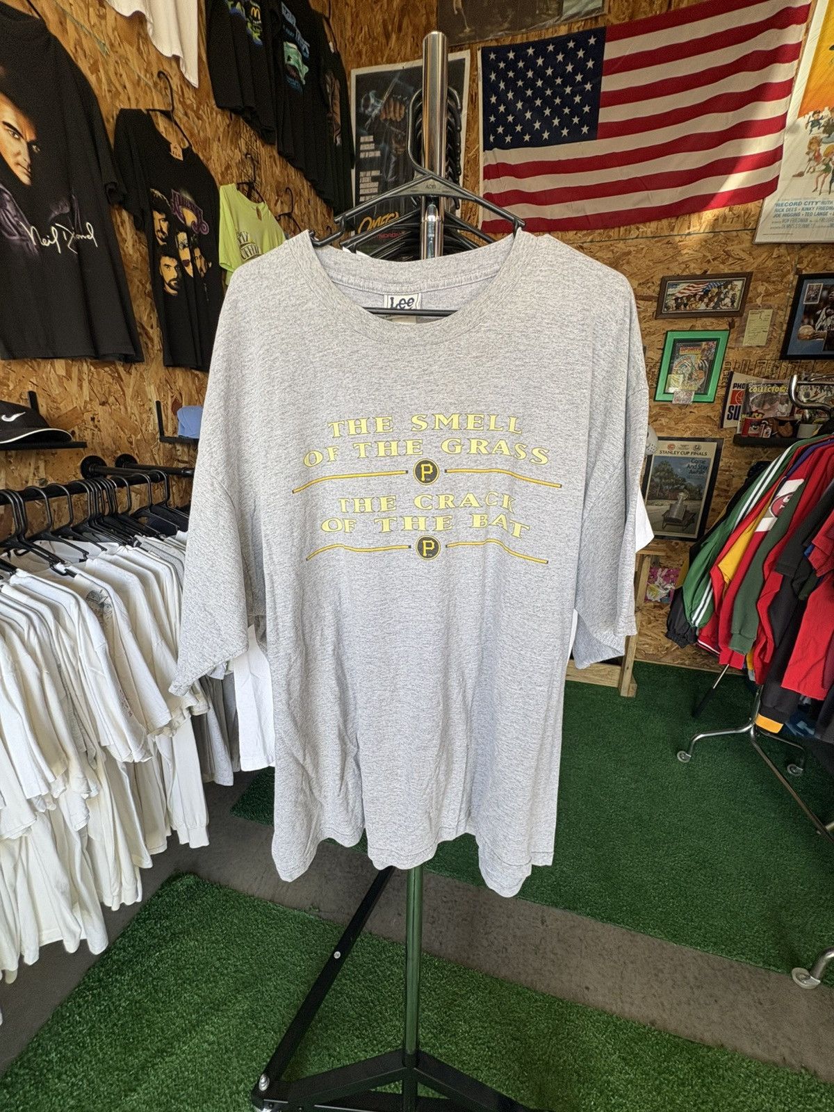 MLB 2001 Pittsburgh Pirates T-Shirt Size US XXL / EU 58 / 5 - 2 Thumbnail