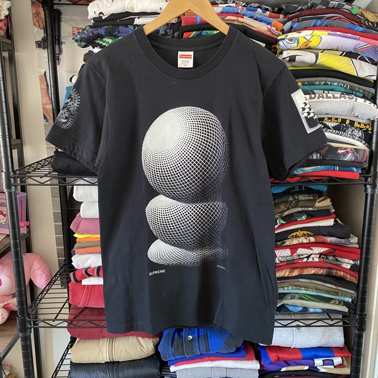 Supreme Supreme MC Escher Three Spheres T-Shirt Black 2017 Size US M / EU 48-50 / 2 - 1 Thumbnail