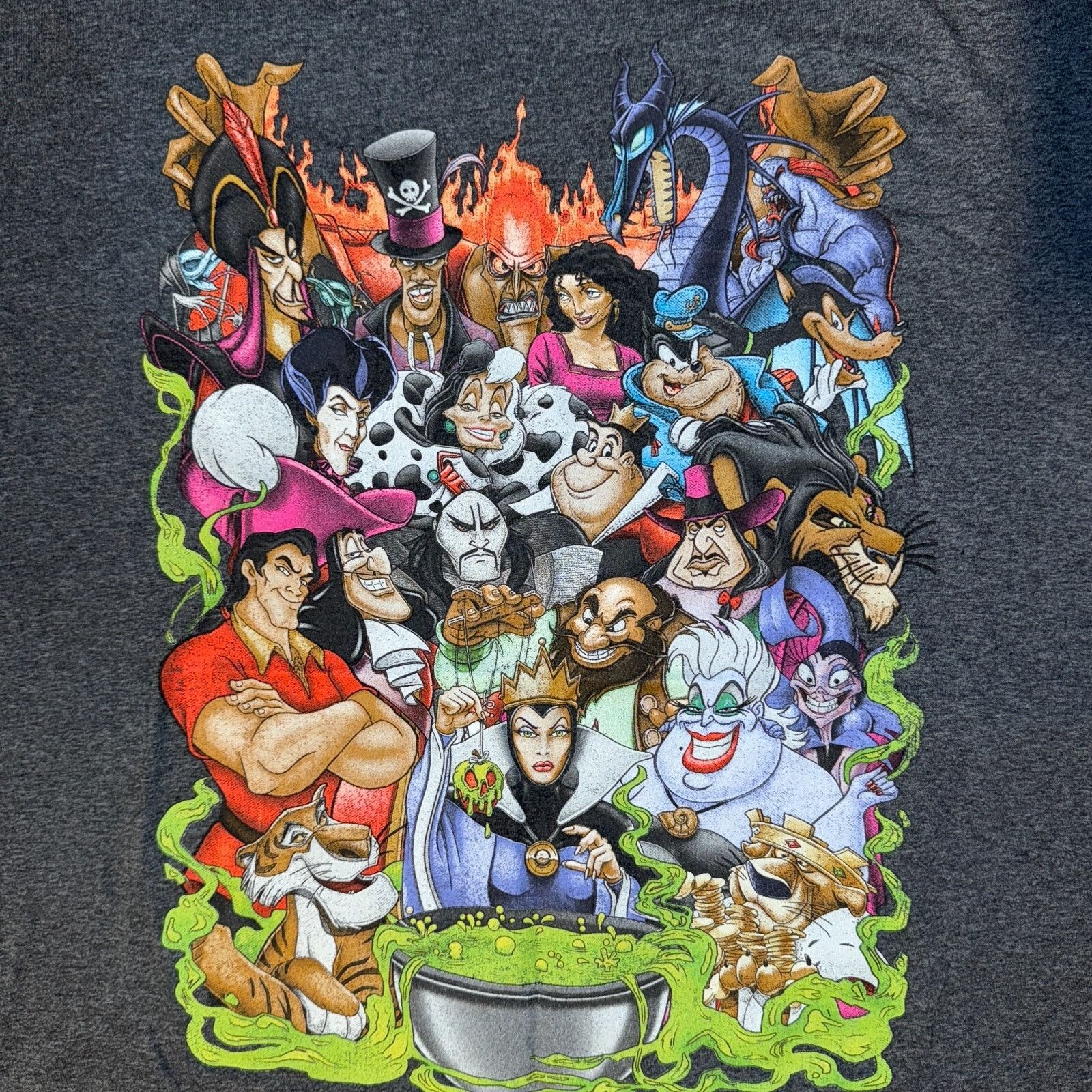 Disney Disney Villains Shirt 2XL Gray Big Graphic Print All Villain Size US XXL / EU 58 / 5 - 2 Thumbnail