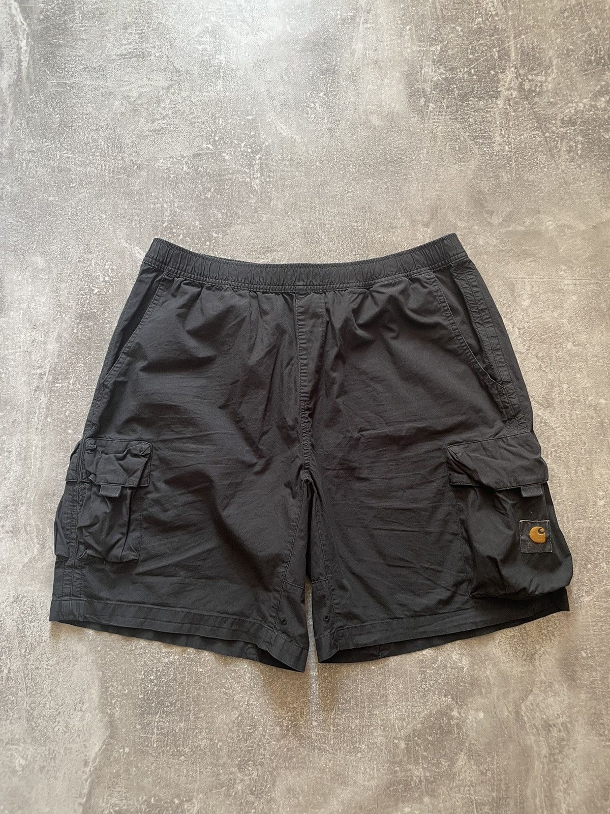 Carhartt × Carhartt Wip × Vintage Vintage Carhartt Black Logo Berm Cargo Shorts Size US 32 / EU 48 - 1 Thumbnail