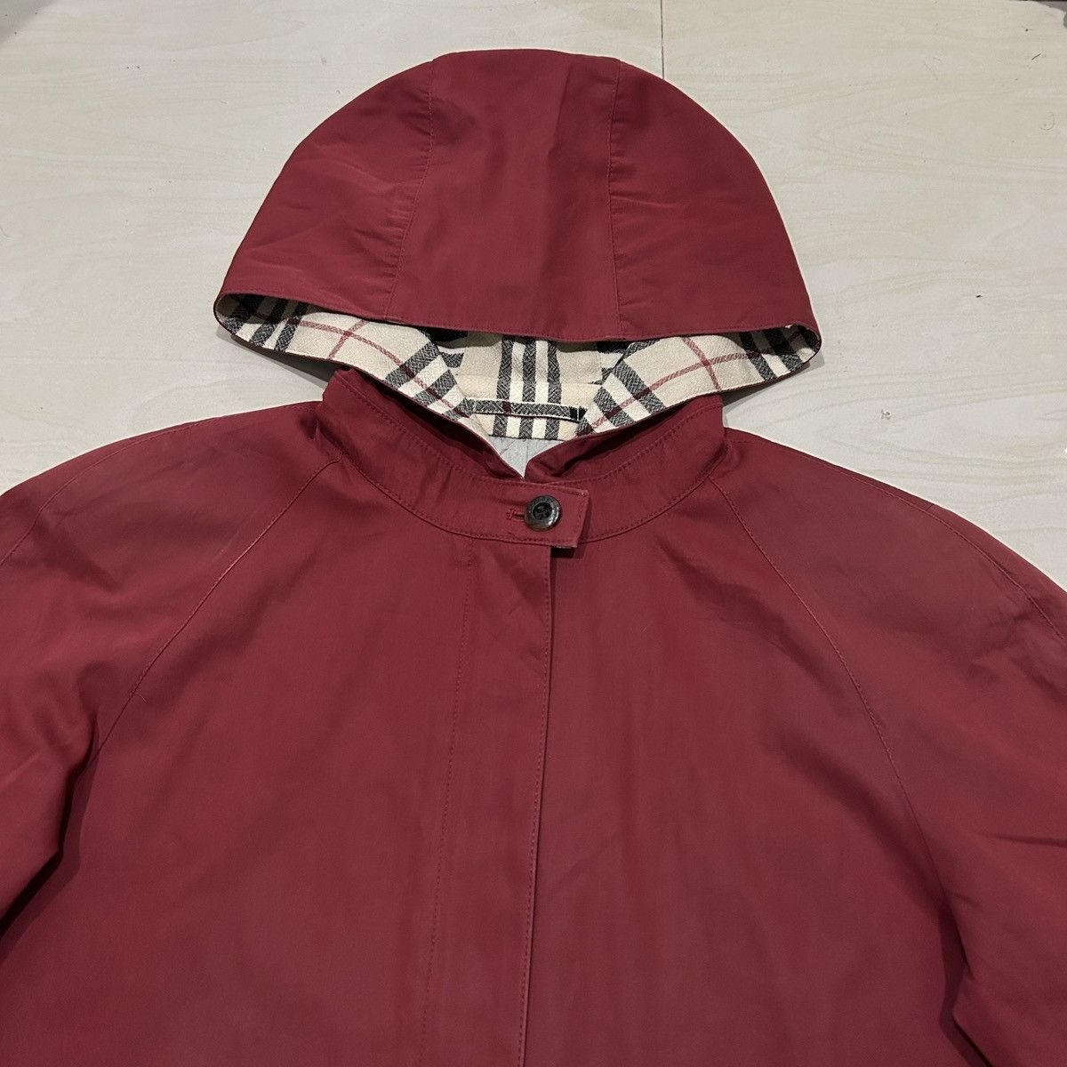 Burberry Burberry London Red Hooded Trench Coat Size US S / EU 44-46 / 1 - 6 Thumbnail