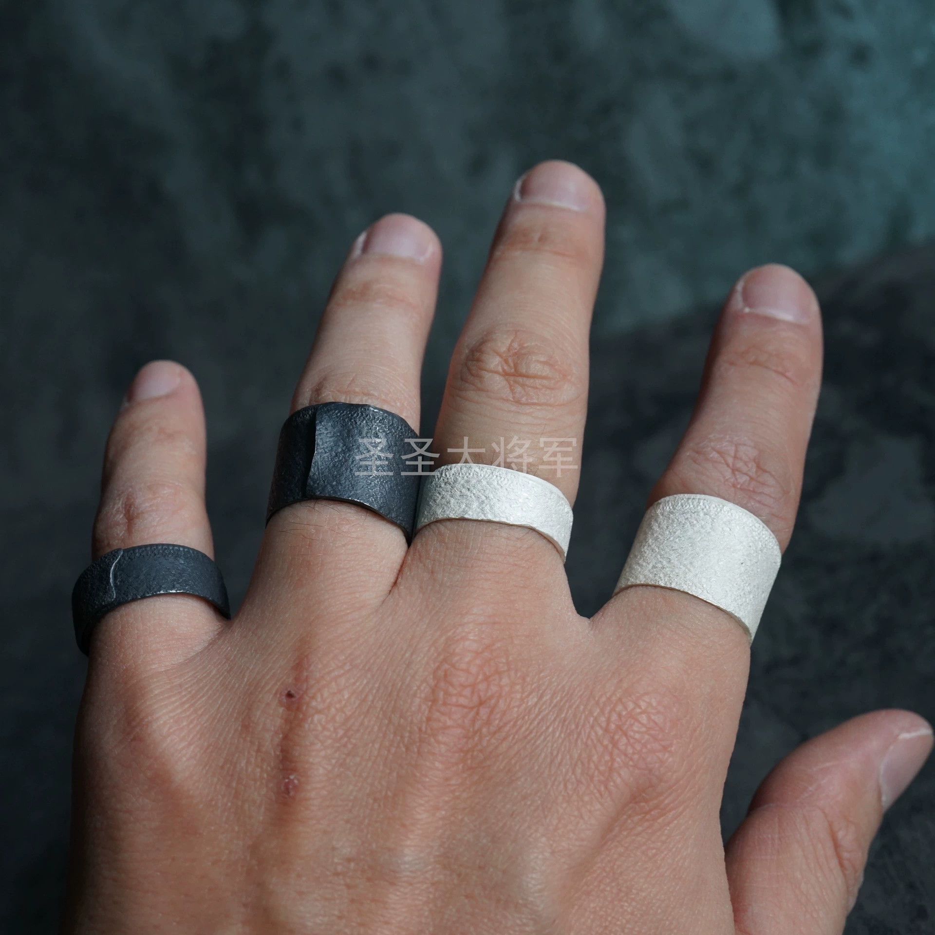 DETAJ Detaj Uma Wang Sterling Silver Cuffed Velvet Ring Size ONE SIZE - 5 Thumbnail