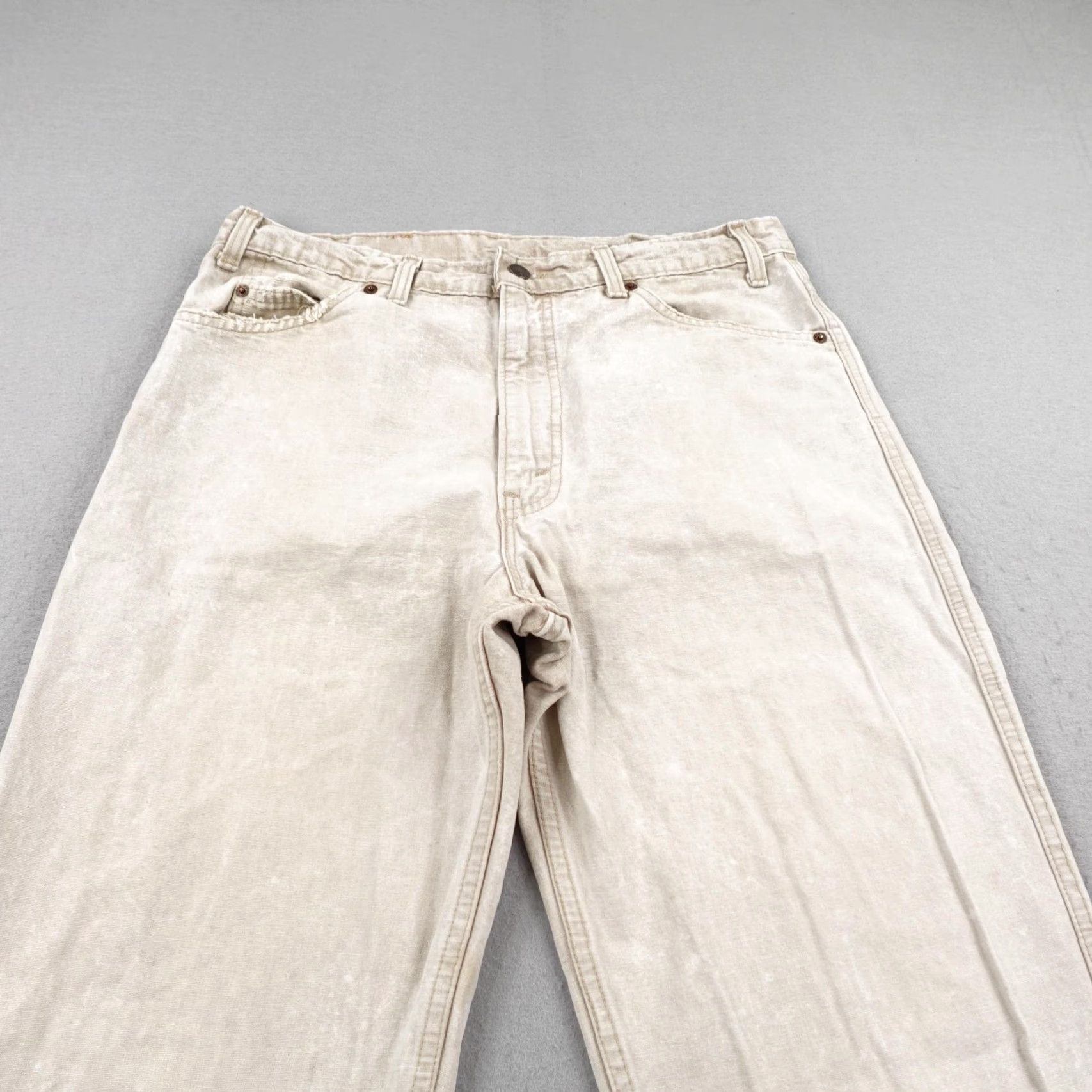 Levi's VINTAGE LevisJeans Jeans Mens 34x30 Beige Denim 550 Relaxed Fit Tapered Leg Faded 80s Size US 34 / EU 50 - 2 Thumbnail