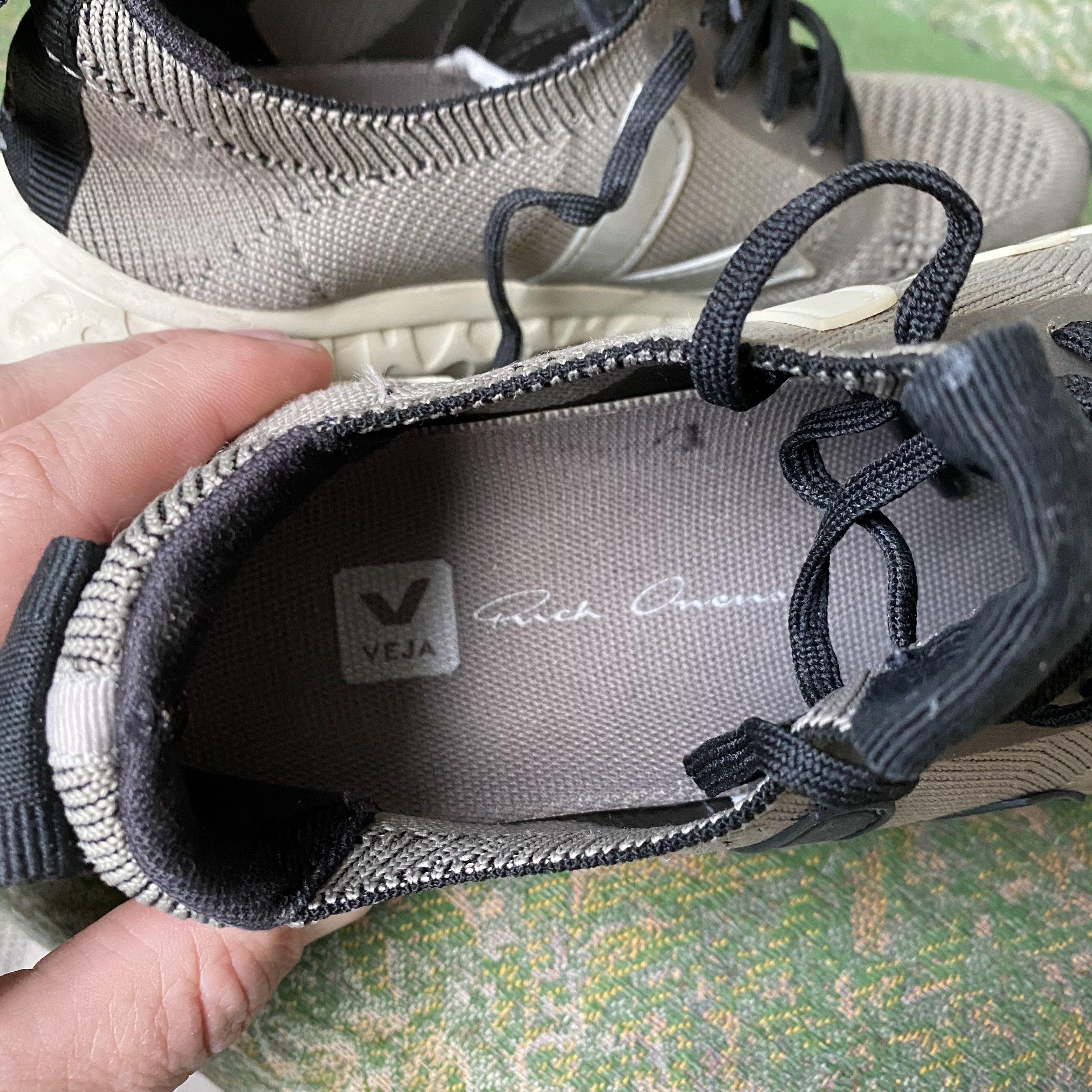 Rick Owens × Veja Rick Owens X Veja Grey Knit Running Sneakers Size US 5.5 / IT 35.5 - 4 Thumbnail