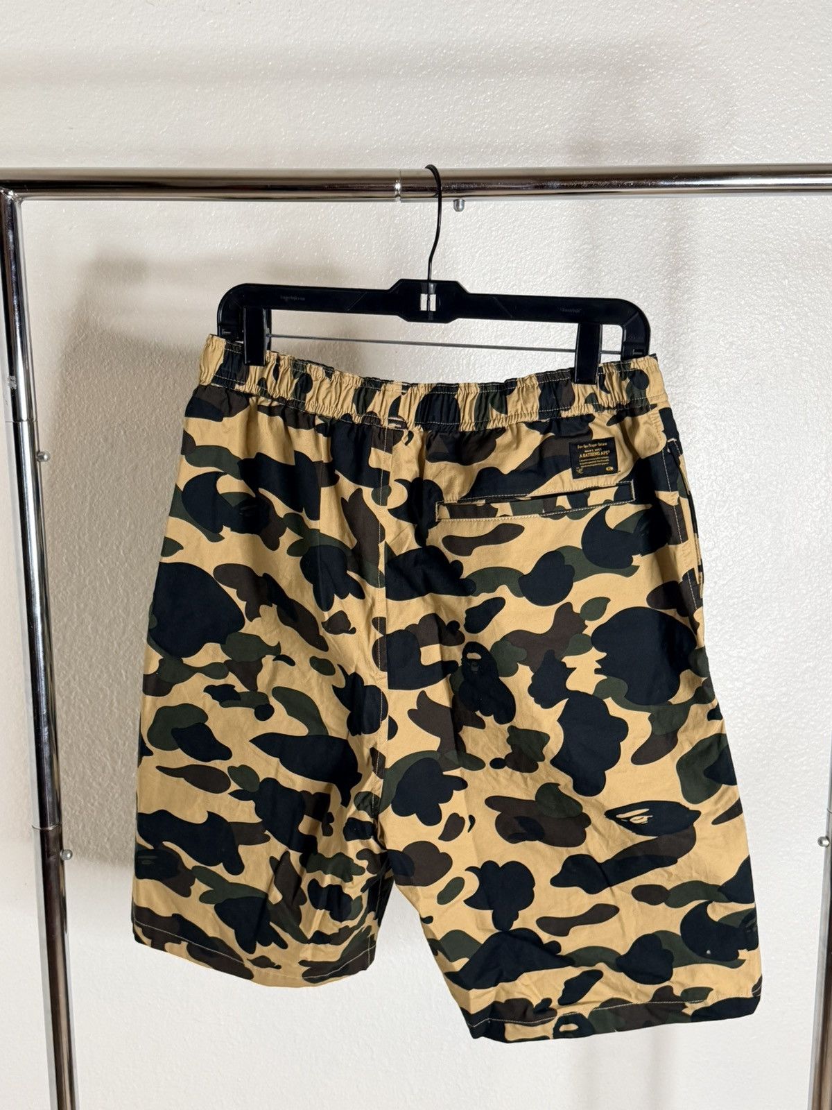 Bape Bape 1st Camo Drawstring shorts Size US 34 / EU 50 - 2 Thumbnail