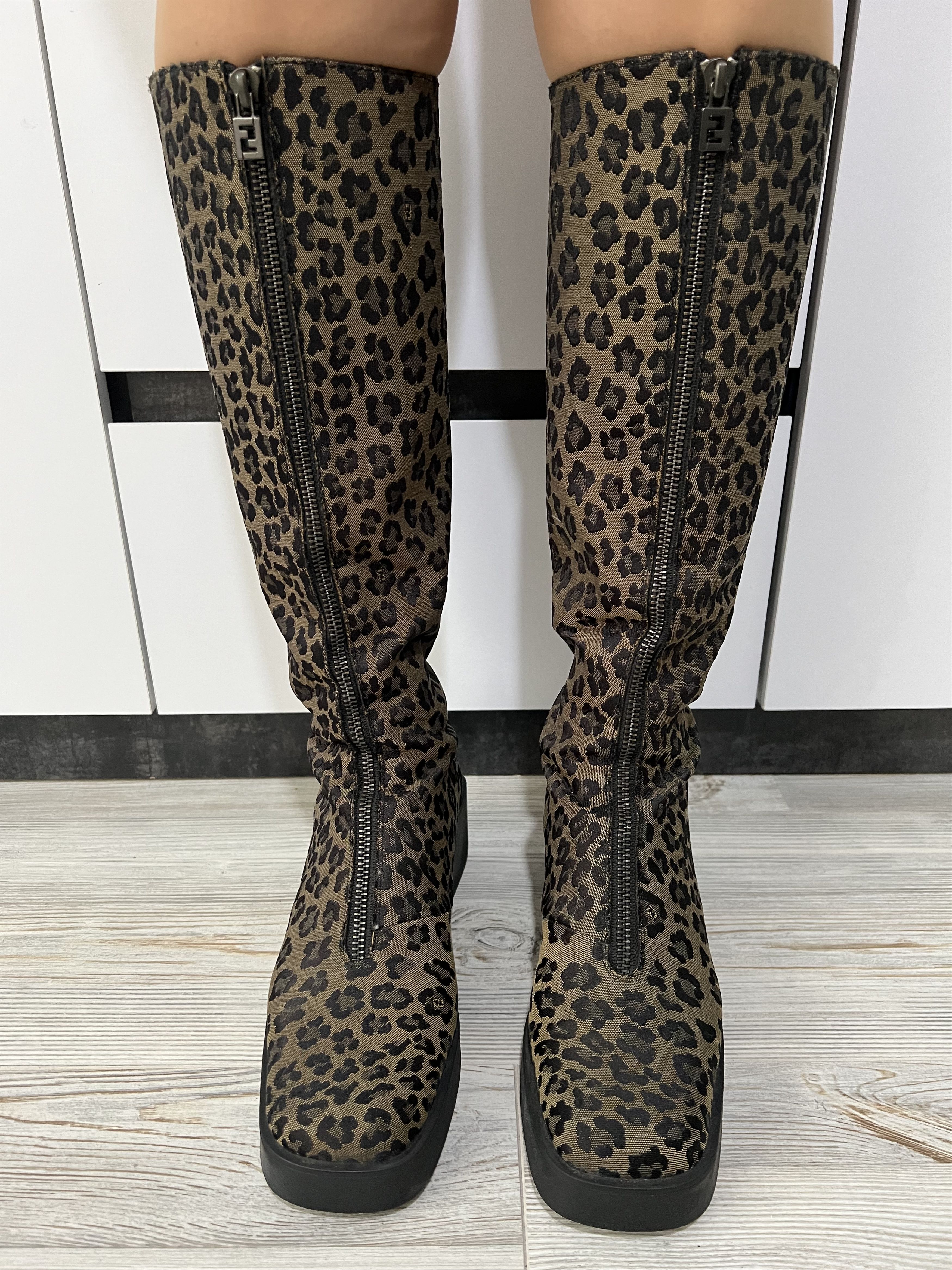 Fendi Fendi Rare Vintage Leopard Print Boots Size 37.5 Size US 6.5 / IT 36.5 - 6 Thumbnail
