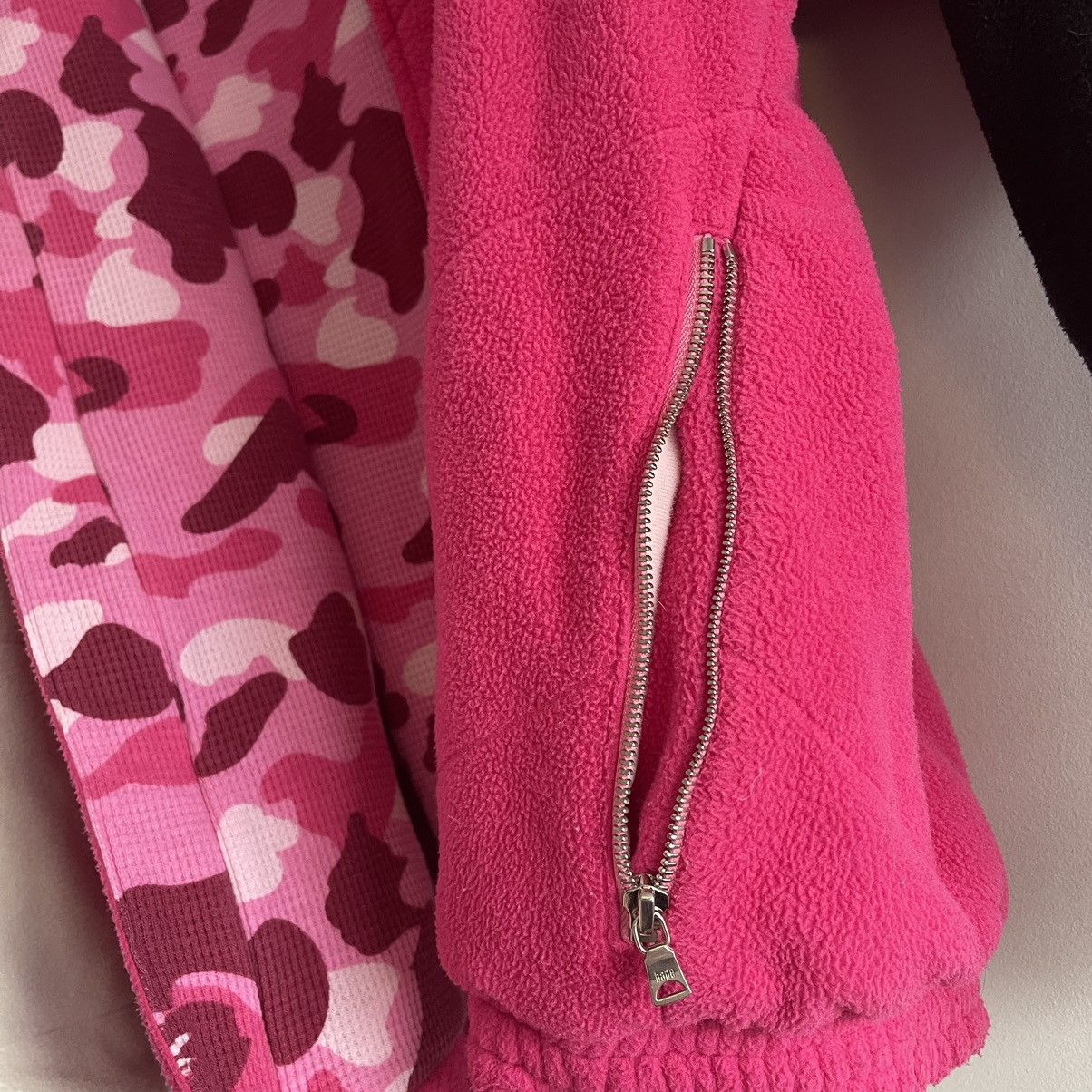 Bape × Nigo × Vintage OG Bape Pink Camo Thermal Fleece Jacket Size US L / EU 52-54 / 3 - 6 Thumbnail