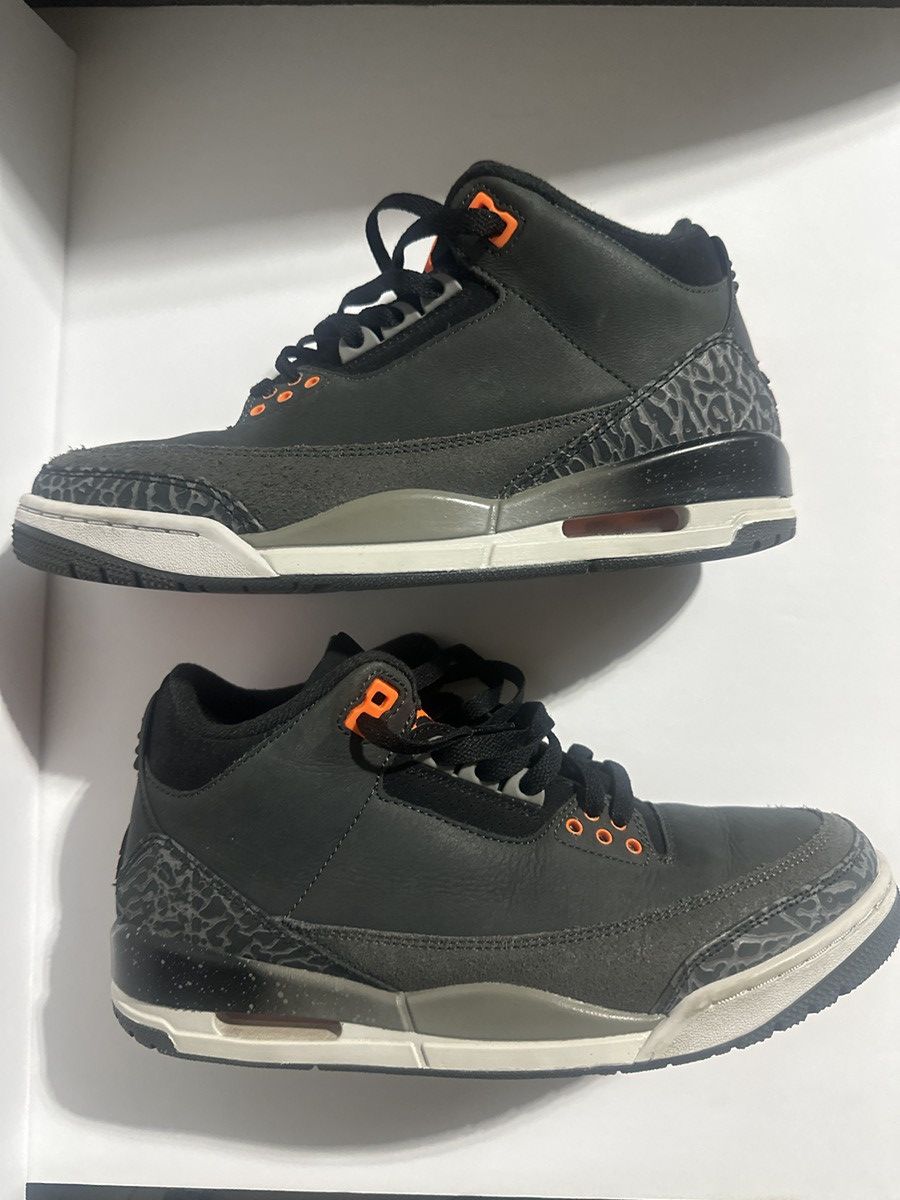 Jordan Brand Air Jordan 3 “Fear” Size US 8.5 / EU 41-42 - 1 Thumbnail