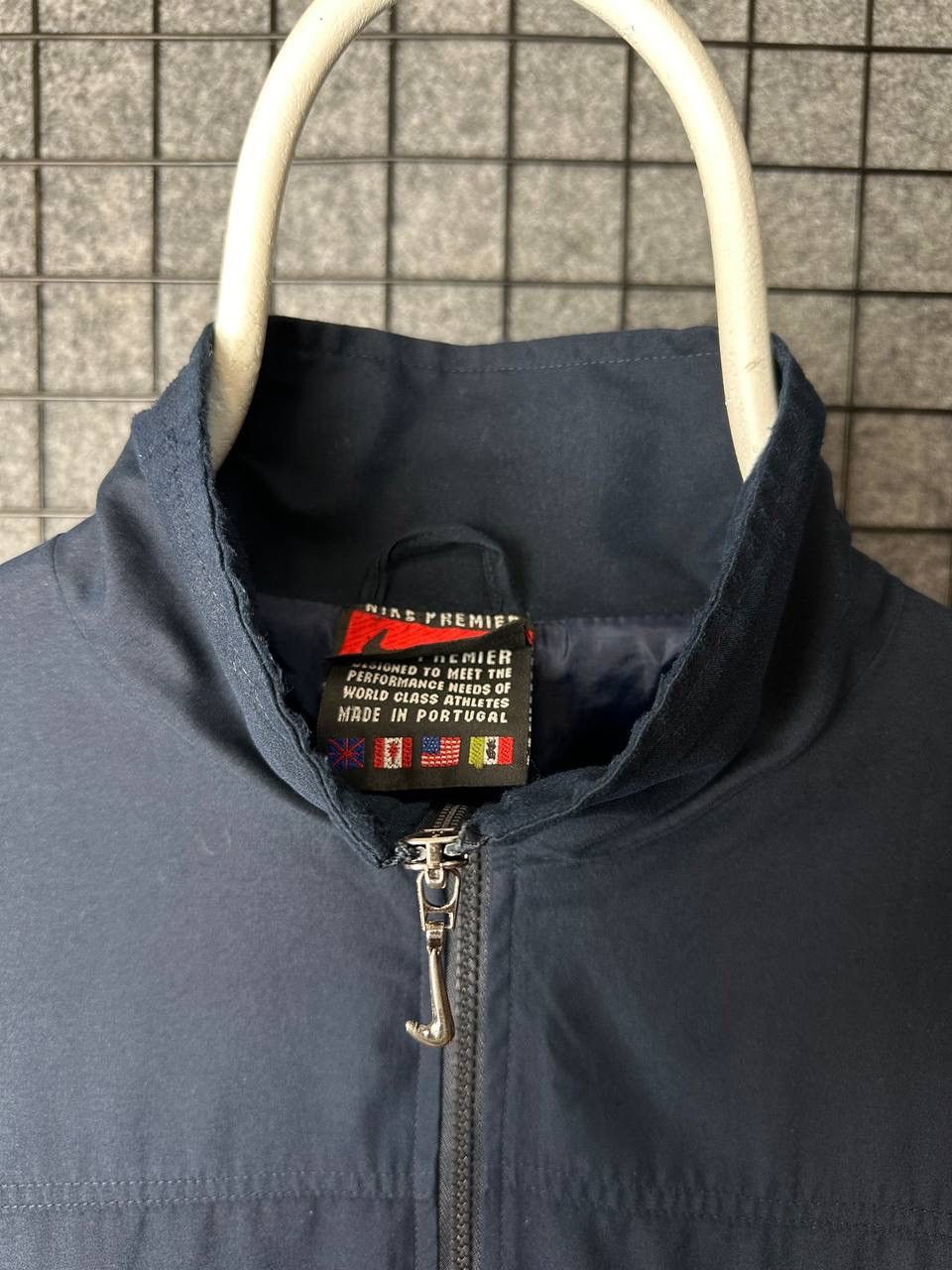 Vintage Vintage Nike Premier track jacket light swoosh size Large Size US L / EU 52-54 / 3 - 6 Thumbnail