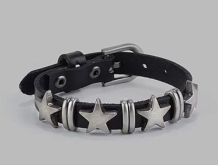Japanese Brand × Jewelry Y2K punk rock retrostar studded leather bracelet Size ONE SIZE - 4 Thumbnail