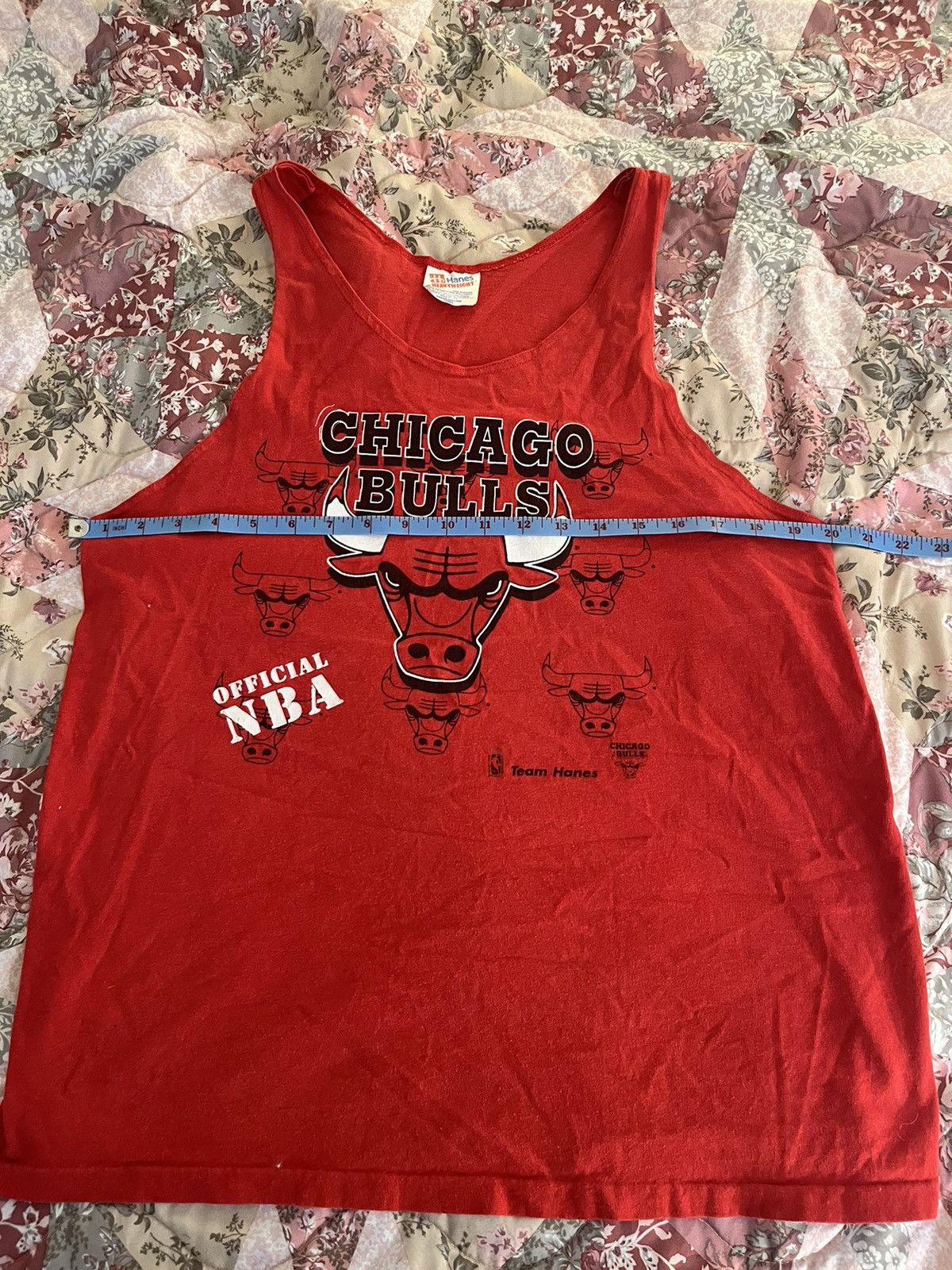 Hanes × NBA × Vintage Vintage 90s Chicago Bulls Adult Tank Top Shirt Size US L / EU 52-54 / 3 - 6 Thumbnail