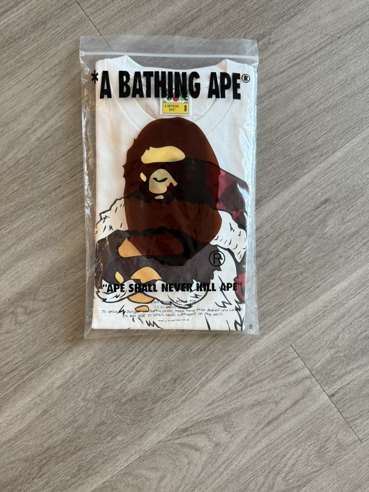 Bape Bape Holiday Tee Size US S / EU 44-46 / 1 - 3 Thumbnail