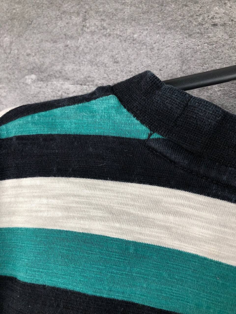 Guess Vintage Guess Los Angeles Striped Logo Embroidered t shirt Size US M / EU 48-50 / 2 - 15 Thumbnail