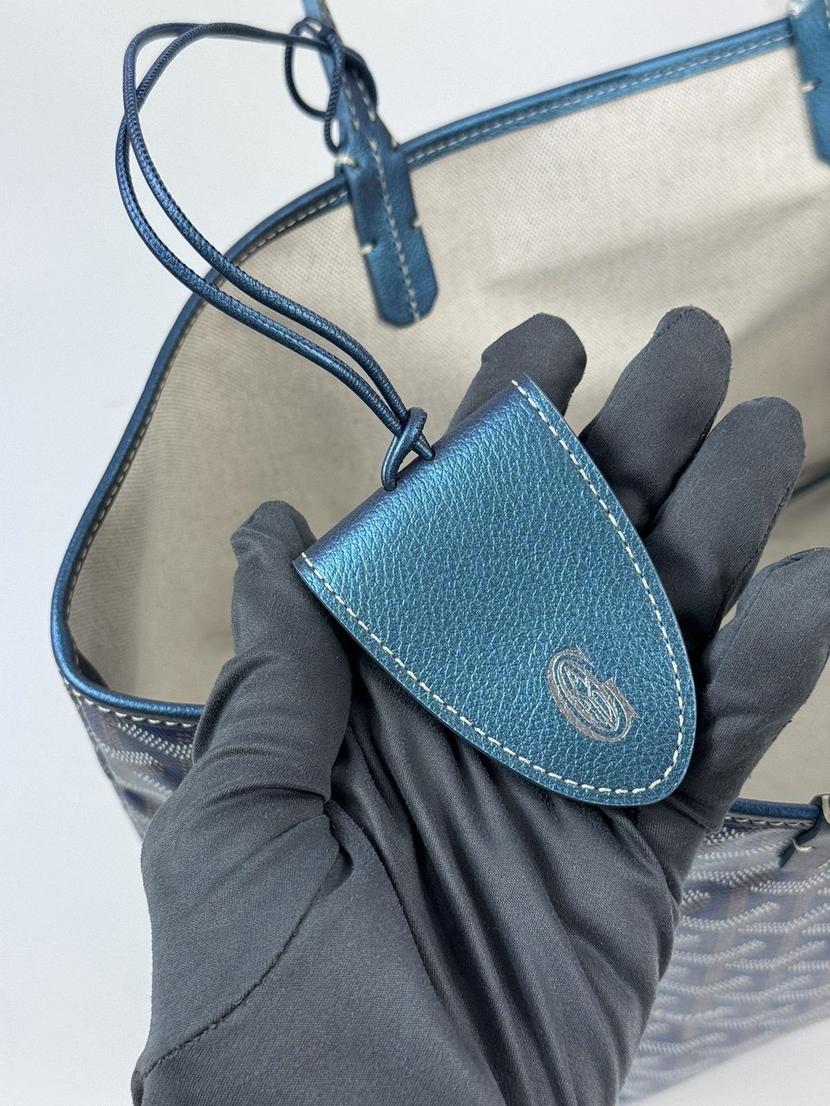 Goyard SAINT LOUIS PM LIMITED EDITION IRIDESCENT BLUE BAG Size ONE SIZE - 11 Thumbnail