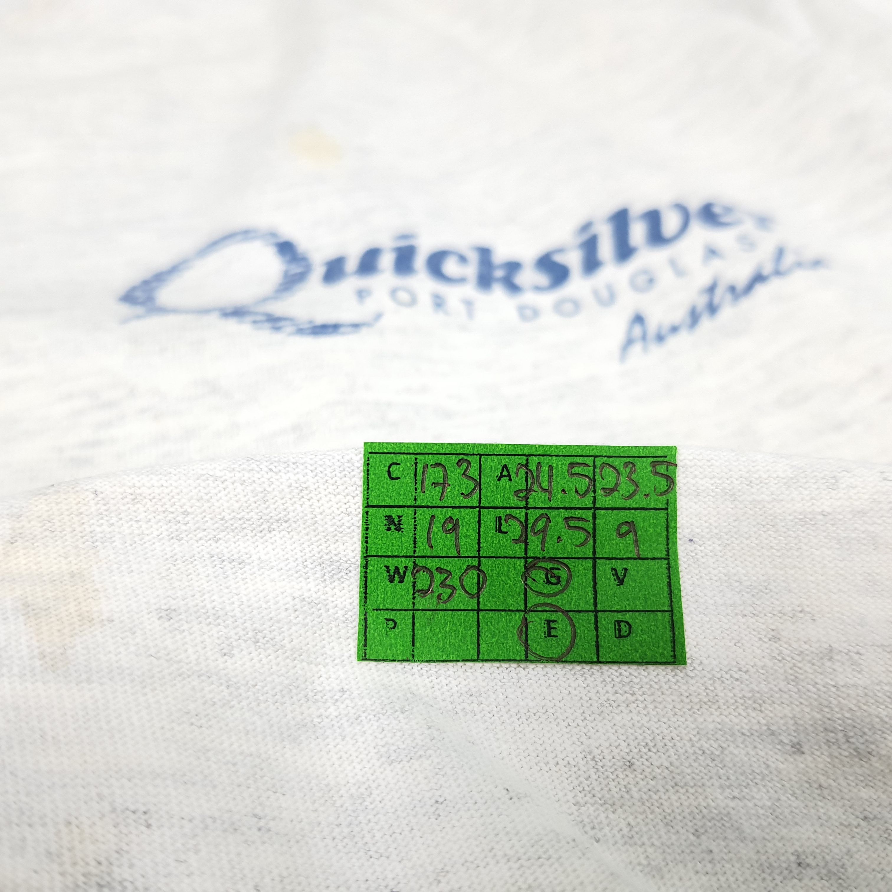 Quicksilver × Vintage Vintage Quicksilver Surf Port Douglas Australia Tshirt Size US XL / EU 56 / 4 - 8 Thumbnail