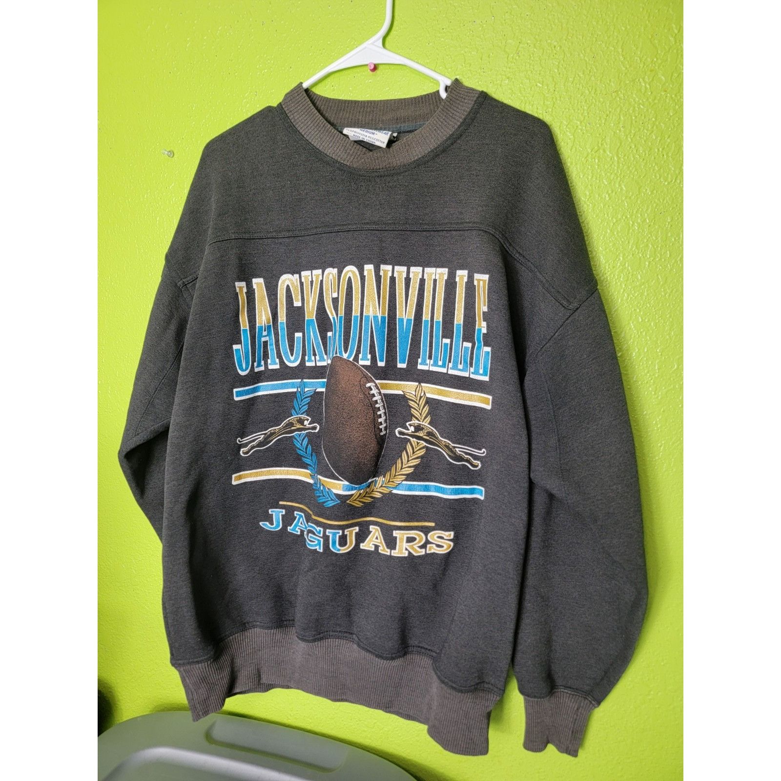 NFL Vintage Jacksonville Jaguars Crewneck Sweatshirt Banned Logo Size US M / EU 48-50 / 2 - 1 Thumbnail