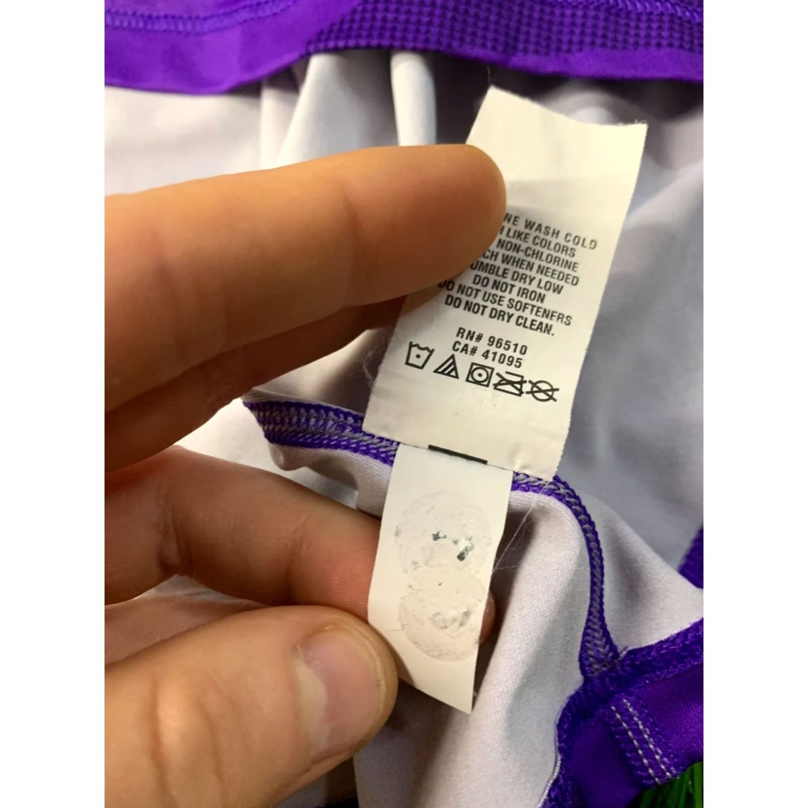 Under Armour UNDER ARMOUR HEATGEAR ORIGINAL WOMEN COMPRESSION TRAINING SHIRT JERSEY XL Purple Short Sleeve T-Shirt XS? Size XL / US 12-14 / IT 48-50 - 6 Thumbnail