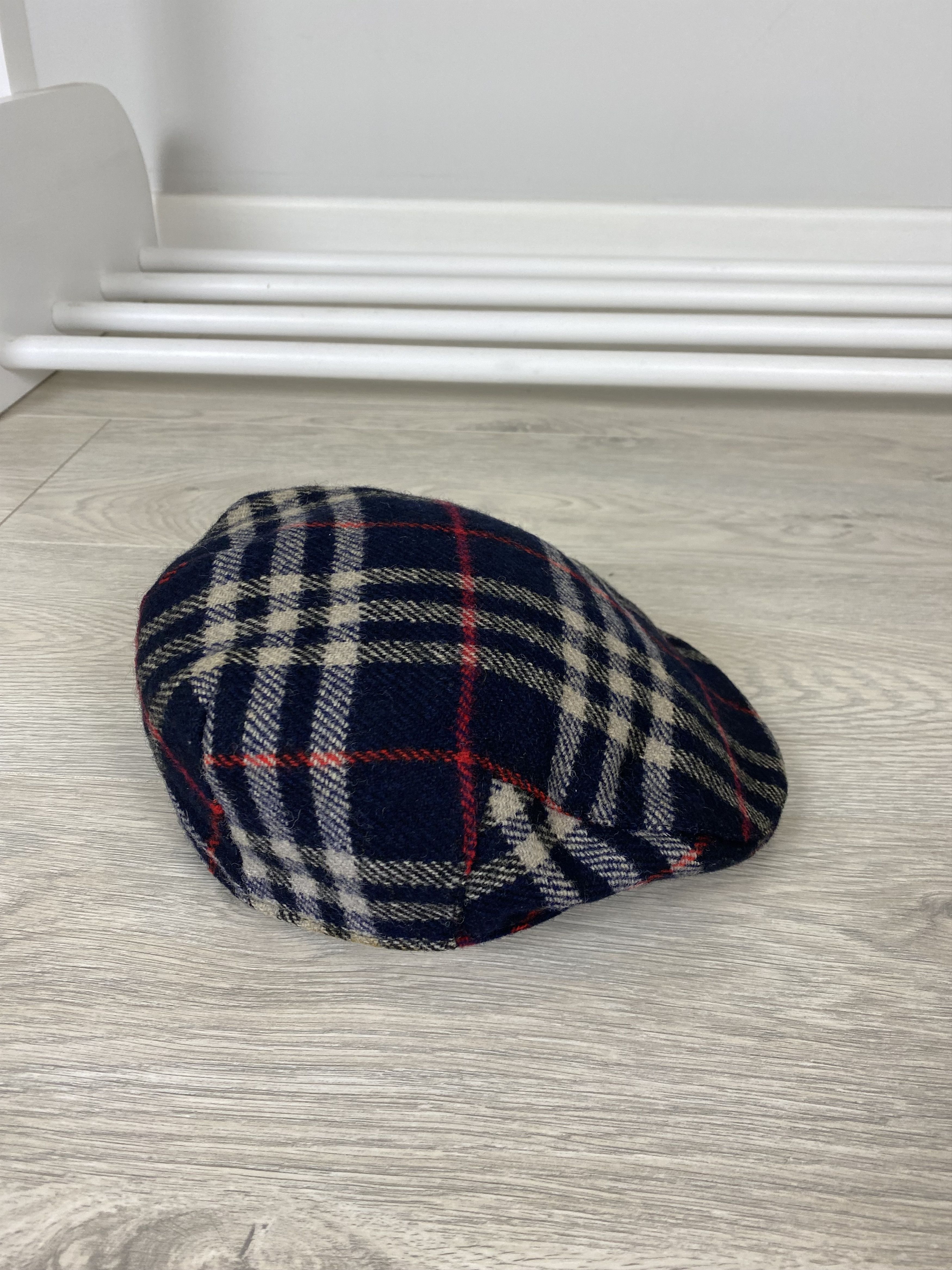 Burberry Burberry Nova Check Flat Cap Size ONE SIZE - 3 Thumbnail