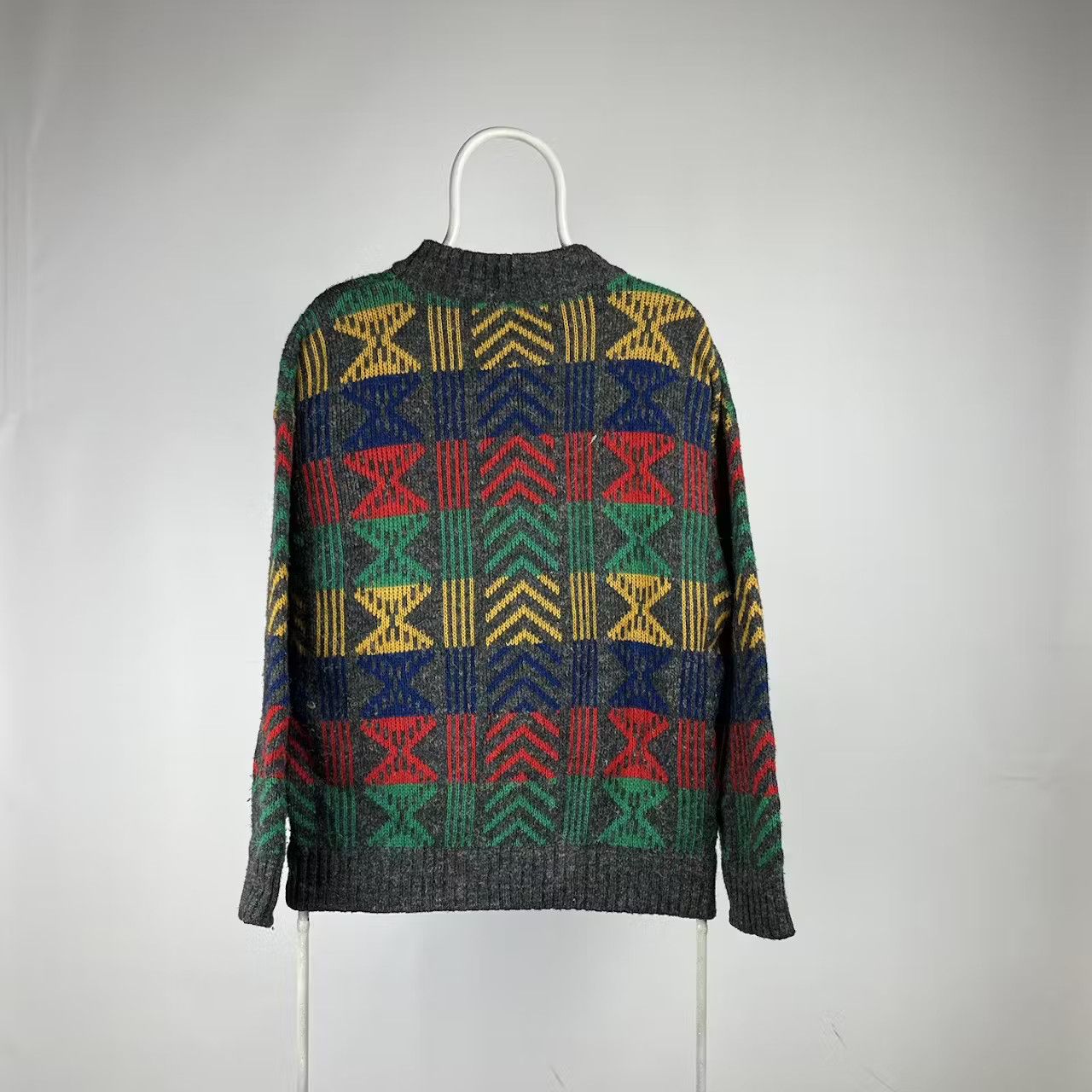 Japanese Brand Vintage sweater coogi style knit size Large Size US L / EU 52-54 / 3 - 4 Thumbnail