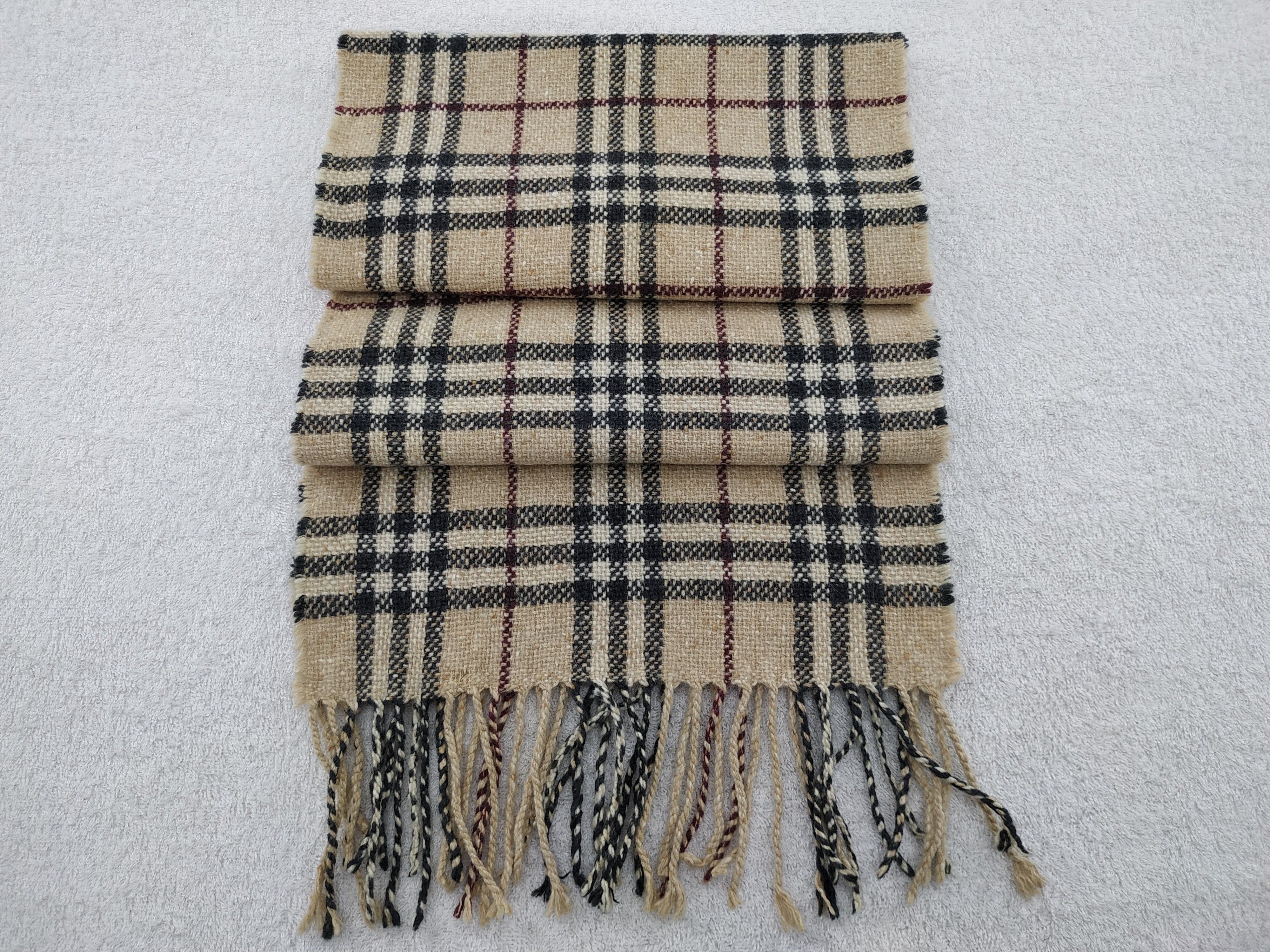 Burberry Vintage Burberry Scarf/Muffler/Neckwear MF295 Size ONE SIZE - 2 Thumbnail