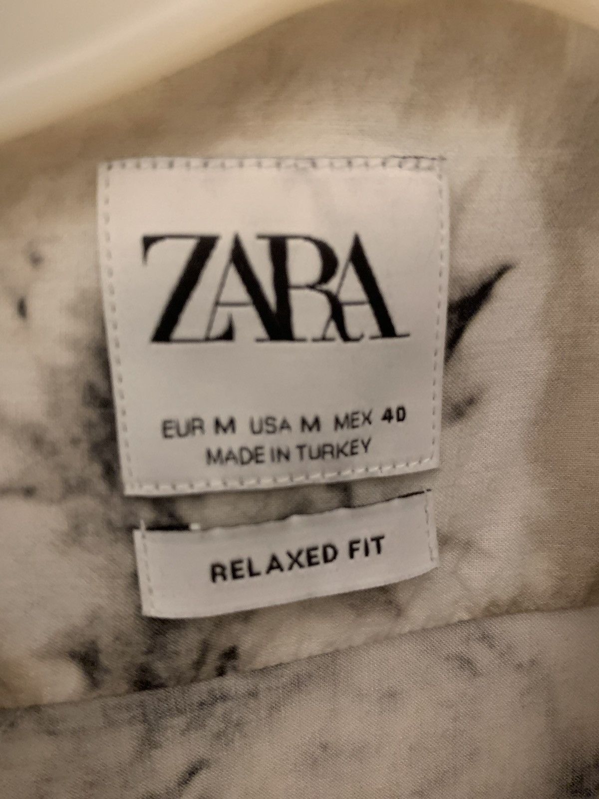 Zara Zara marbel button up Size US M / EU 48-50 / 2 - 3 Thumbnail
