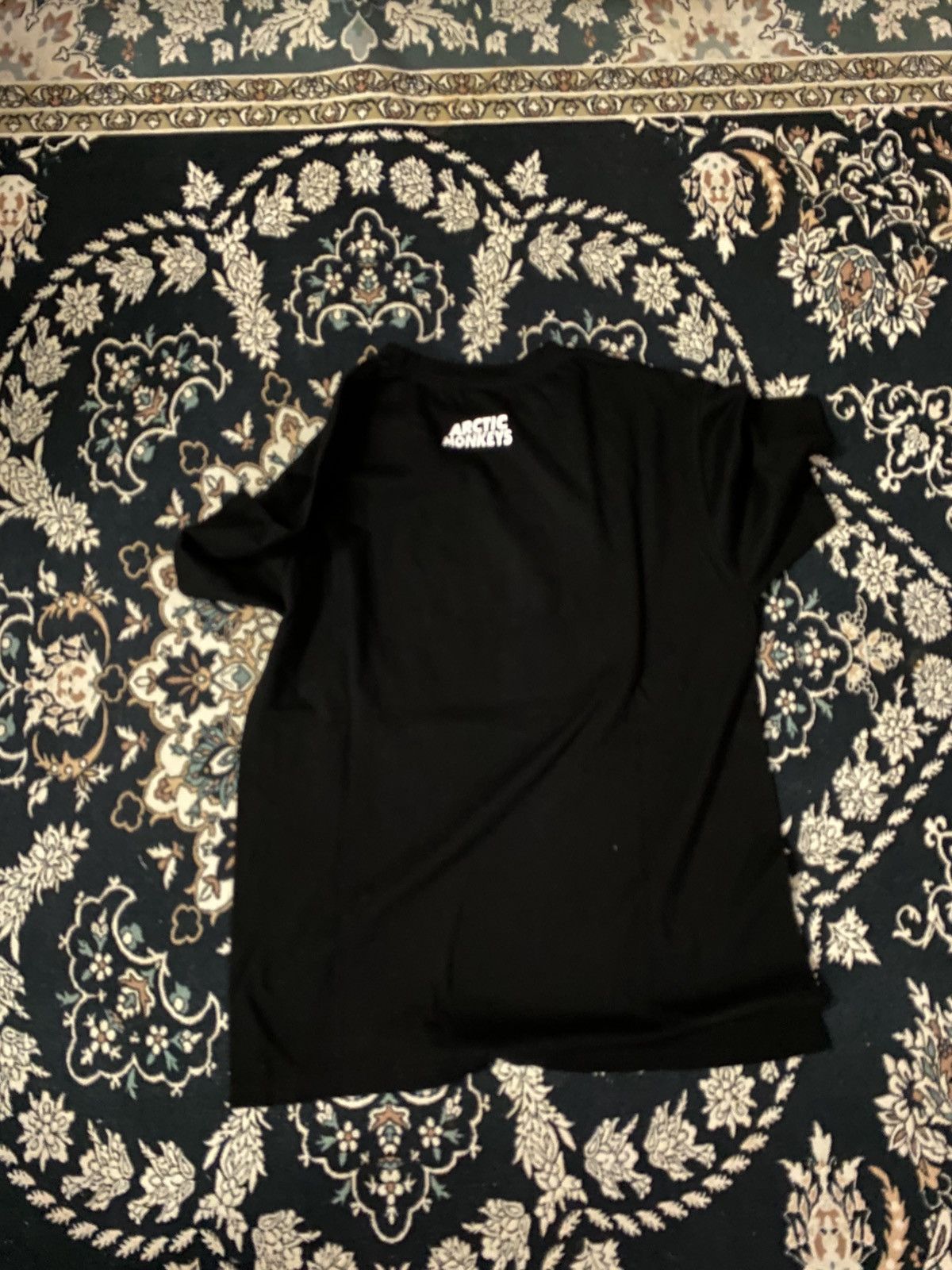 Vintage Artic Monkeys band tee Size US M / EU 48-50 / 2 - 4 Thumbnail