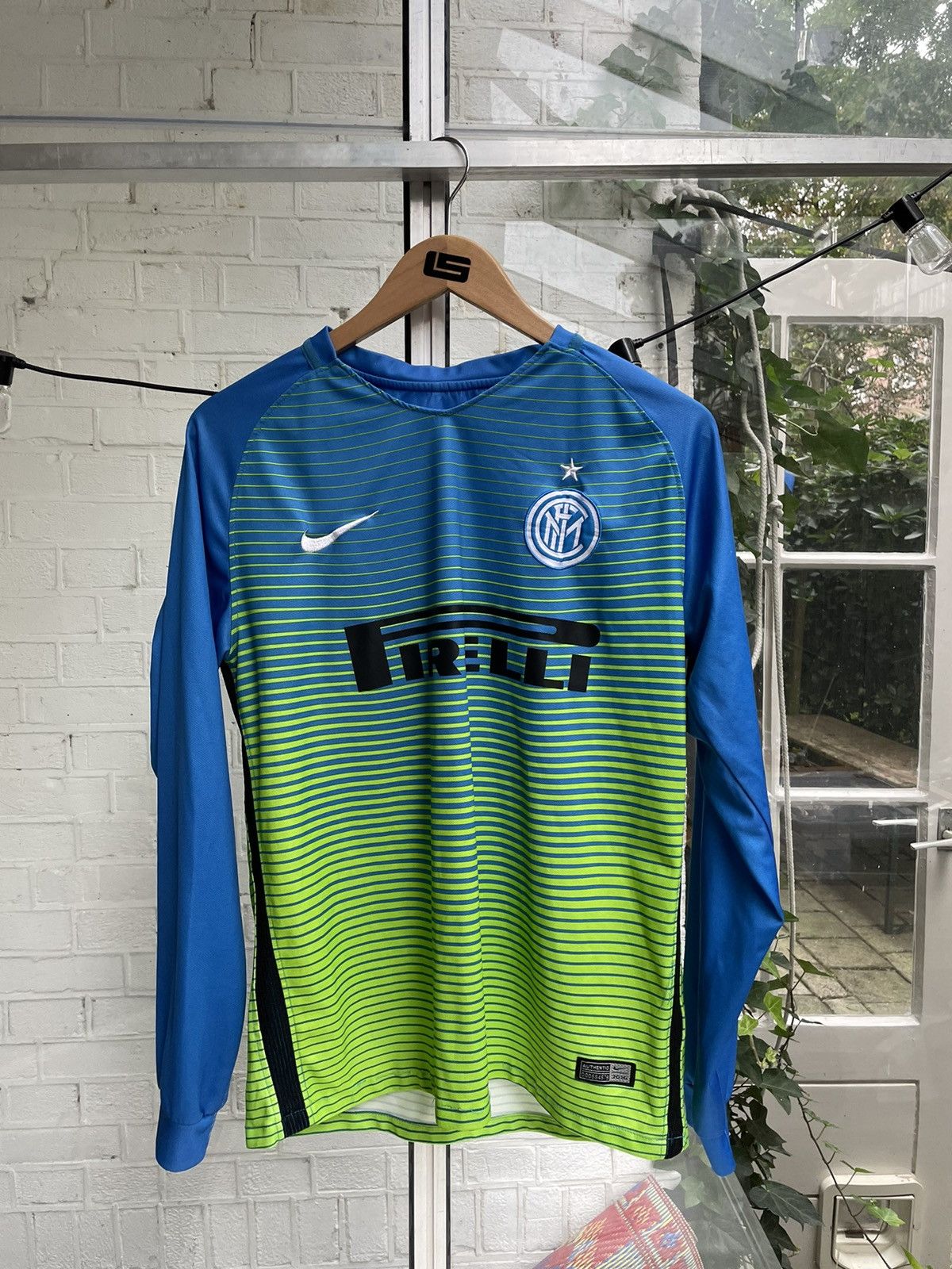 Nike *RARE* INTER MILANO THIRD KIT | Grailed