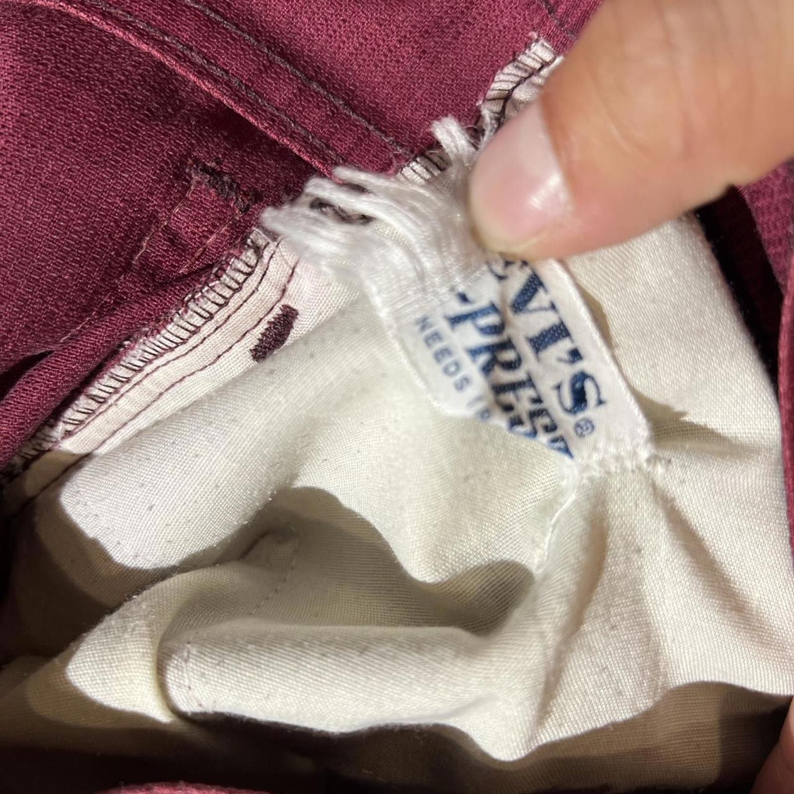 Levi's VTG 70s Levis Sta Prest 646 Big E Pants Burgundy corduroy Size US 32 / EU 48 - 6 Thumbnail