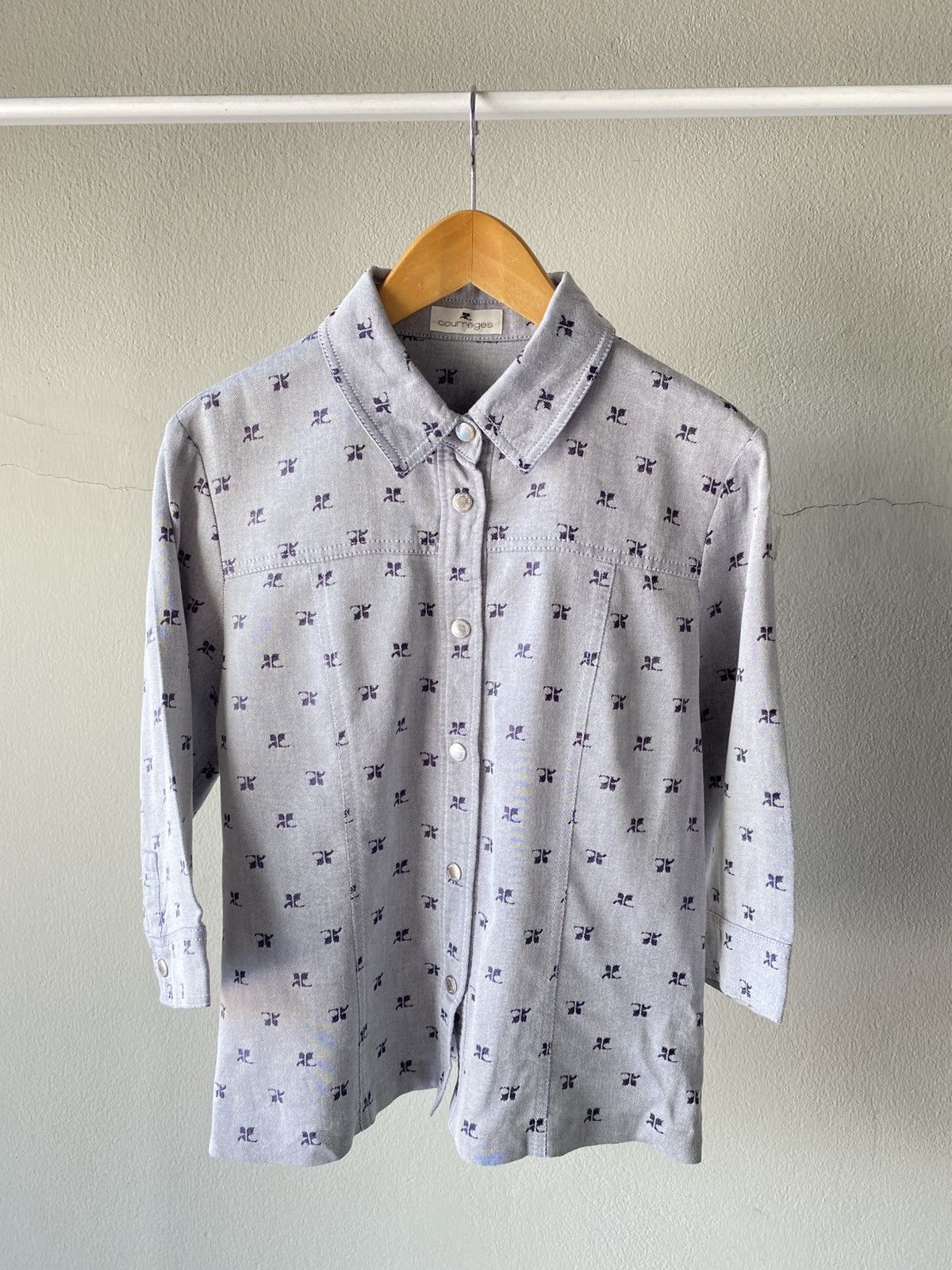 Courreges Courrèges Gray Classic Logo Pattern Button-Up. Size M / US 6-8 / IT 42-44 - 9 Thumbnail