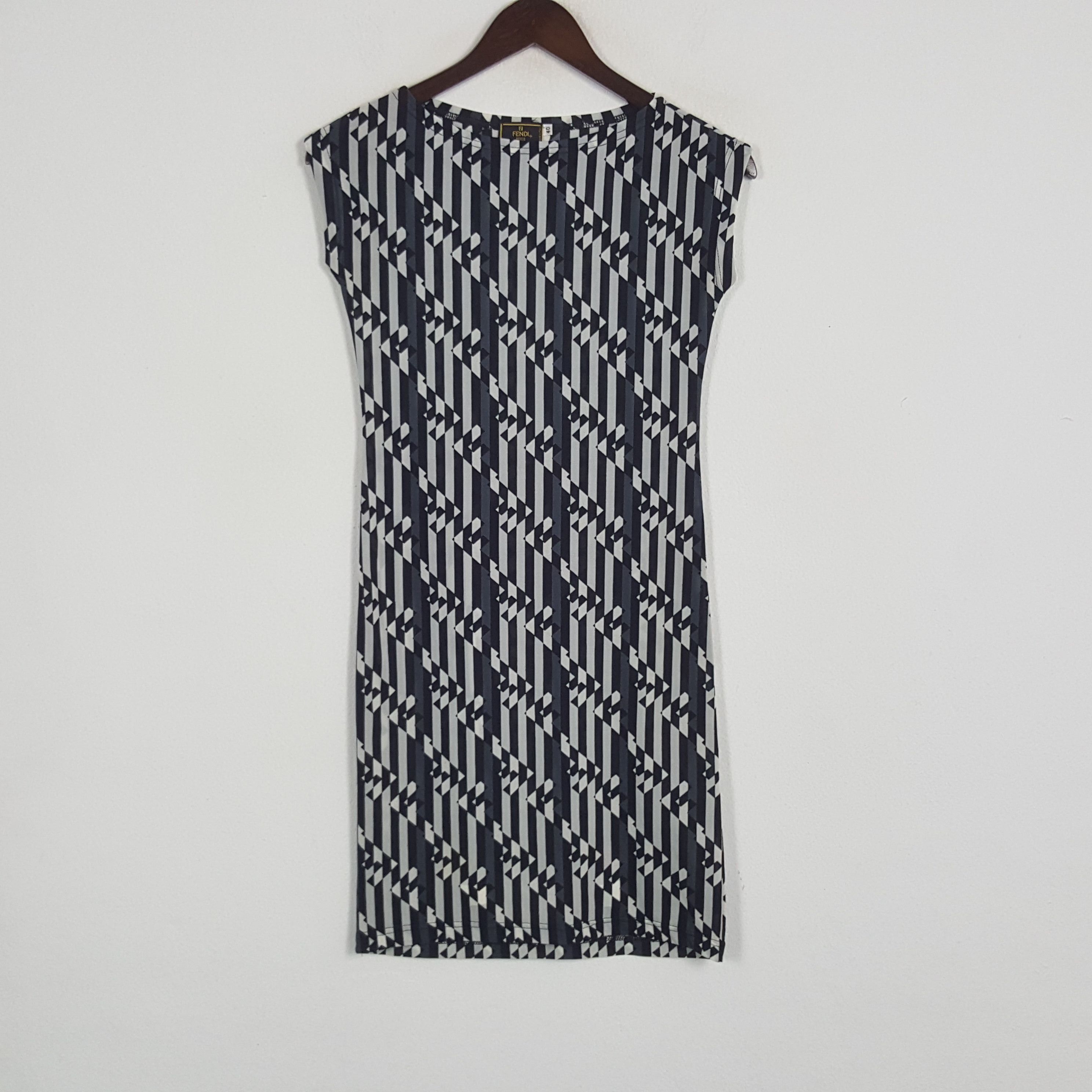 Fendi × Vintage Vintage Fendi Full Printed Blouse Shirt Size S / US 4 / IT 40 - 1 Thumbnail