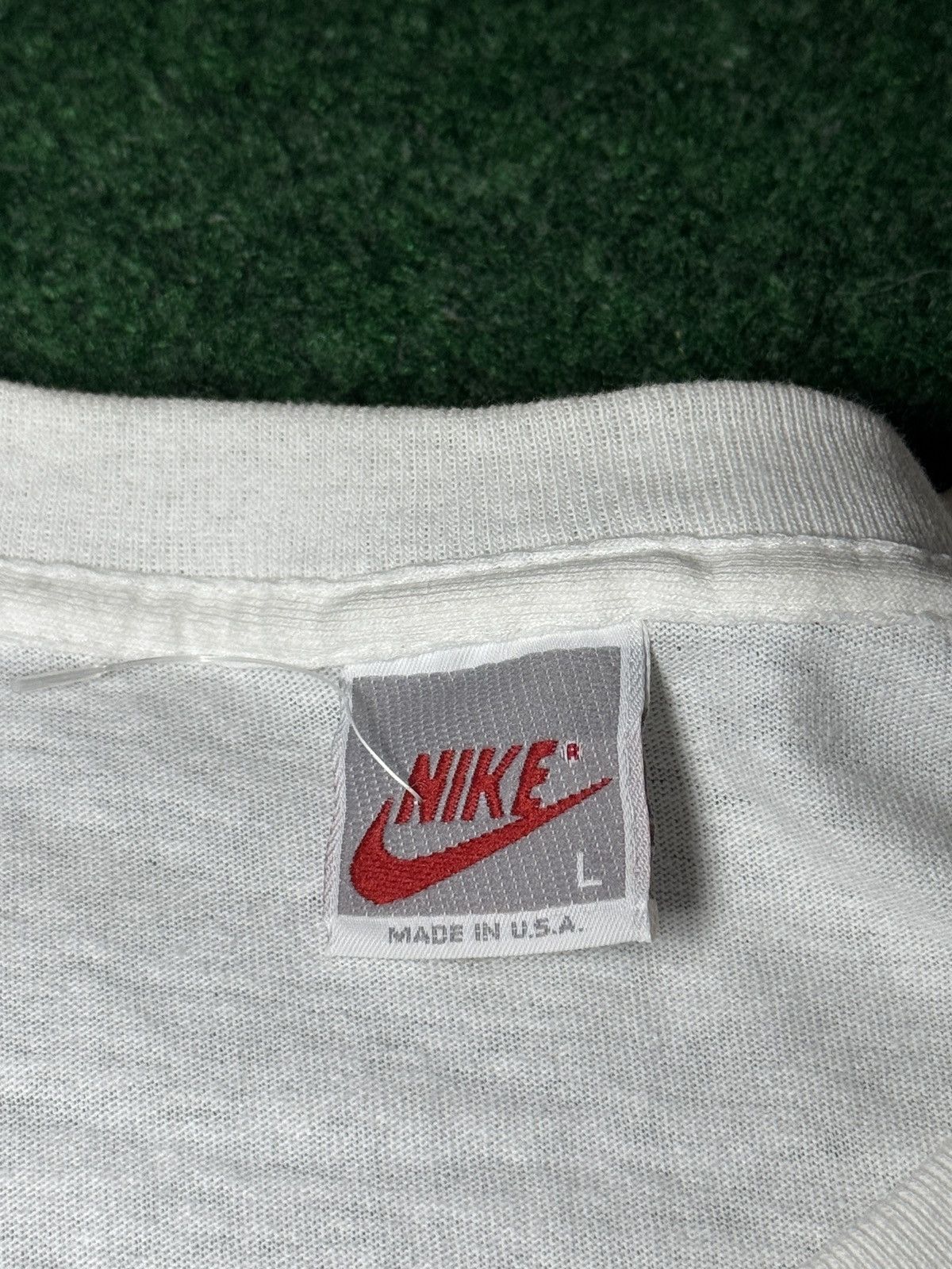 Nike Atlanta Braves Vintage 90s Nike Deion Sanders T Shirt Size US XL / EU 56 / 4 - 3 Thumbnail
