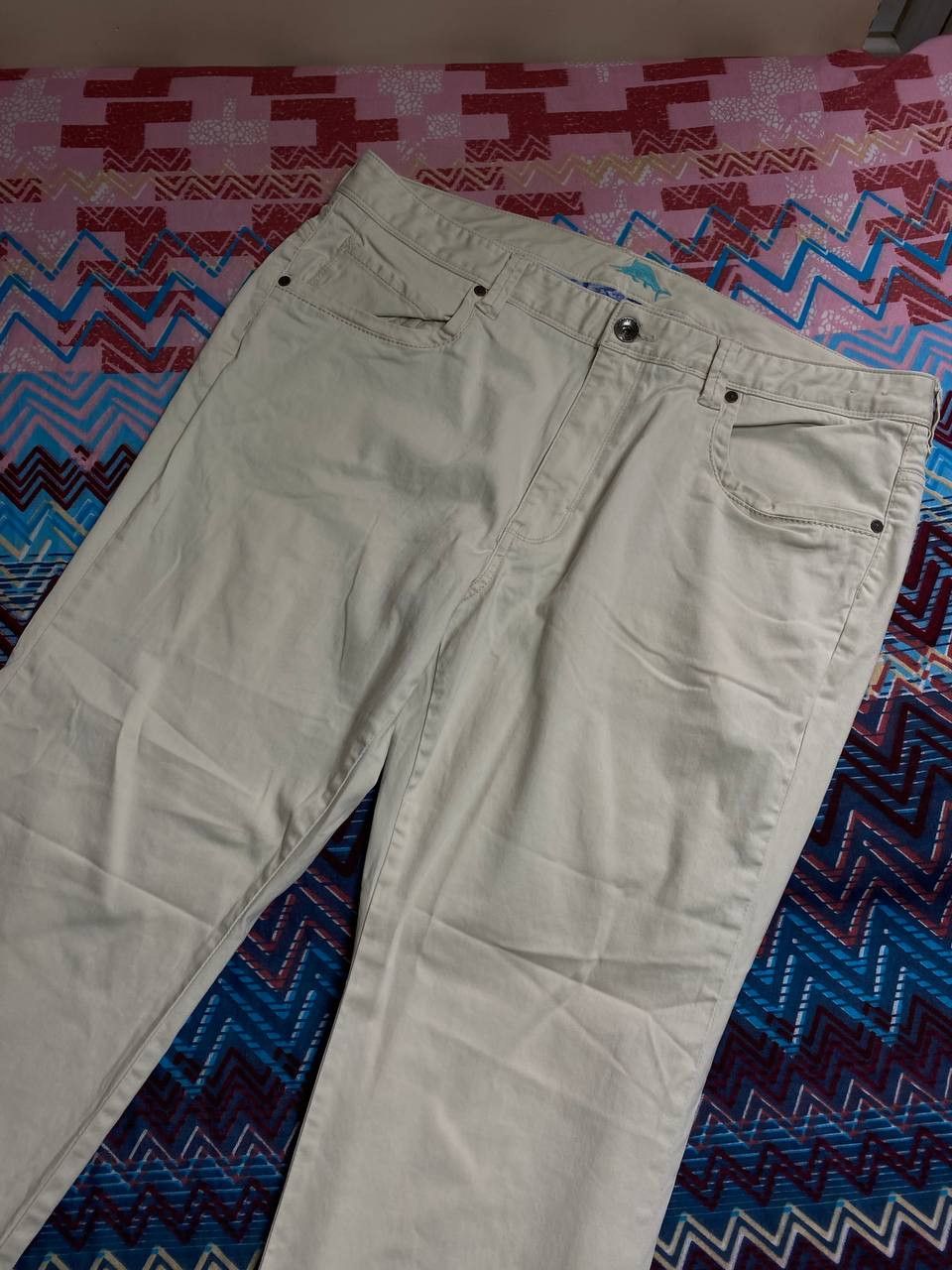 Tommy Bahama × Vintage Tommy Bahama Straight Leg Chinos Chino Pants Beige Size US 38 / EU 54 - 12 Thumbnail