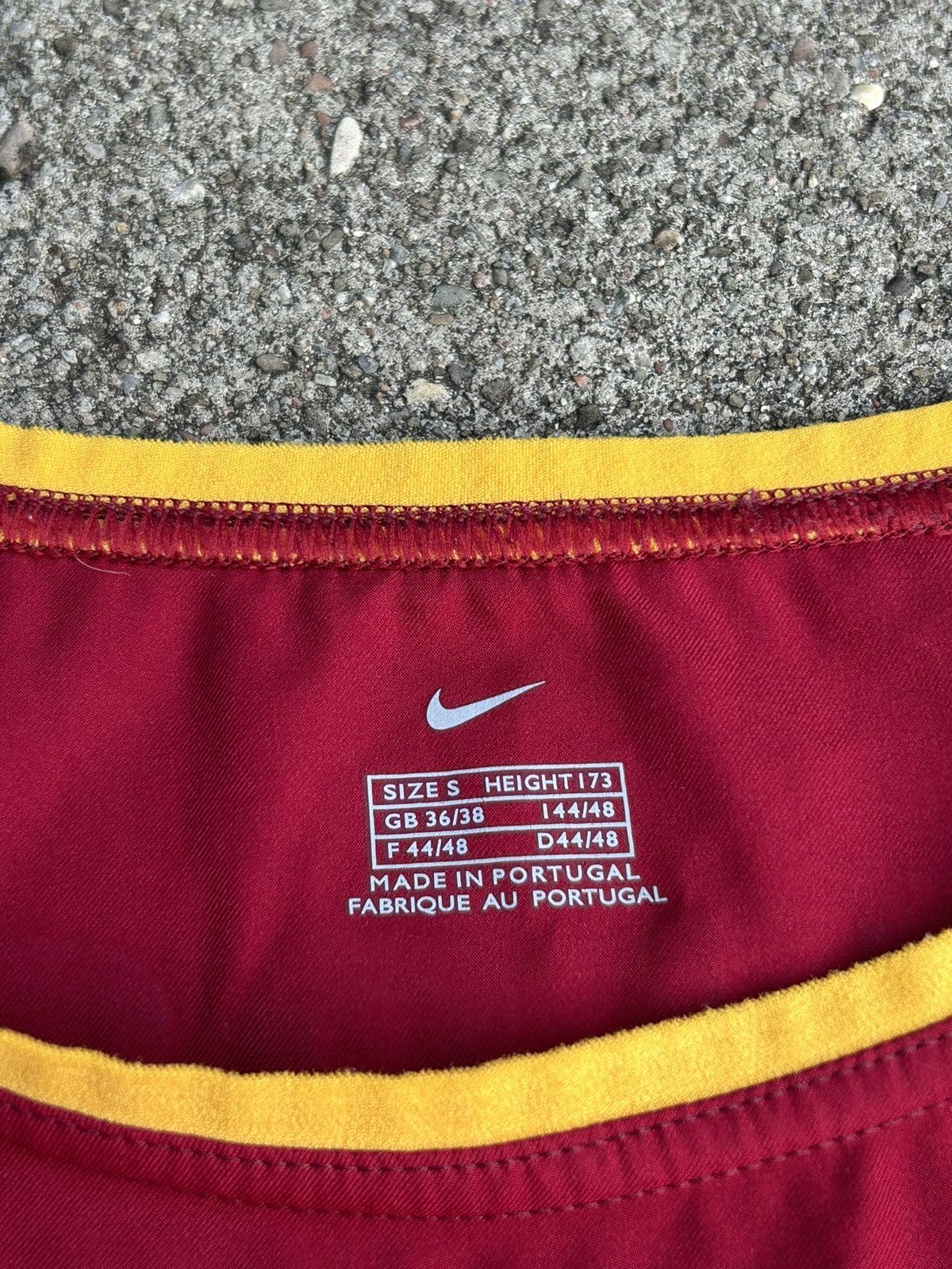 Nike Vintage Nike Portugal Luis Figo Jersey Size US S / EU 44-46 / 1 - 9 Thumbnail