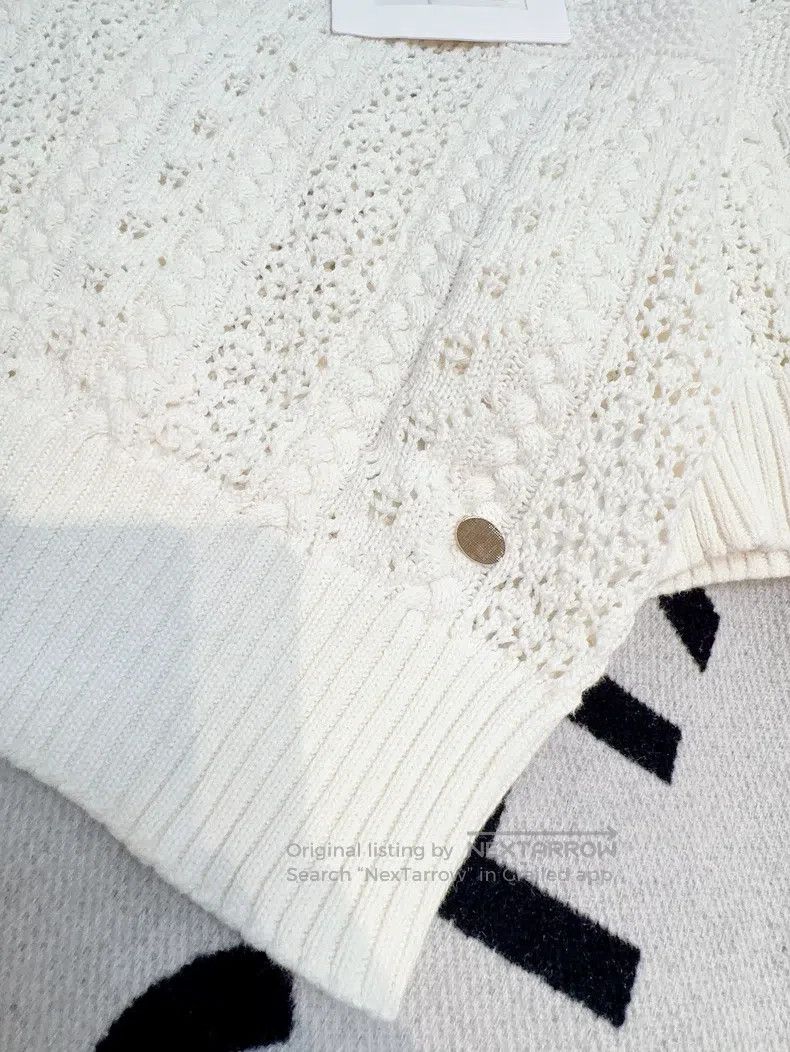 Chanel Chanel Beige hollow A-neck knitted short sleeves Size XXS / US 00 / IT 34 - 3 Thumbnail