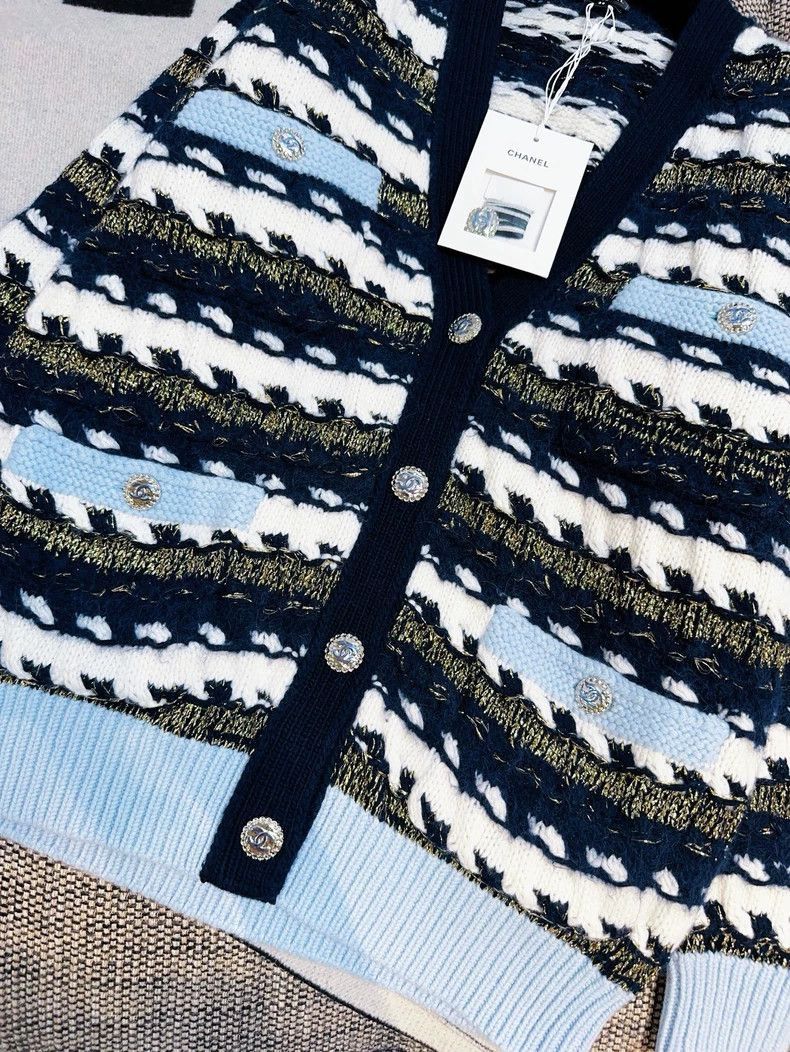 Chanel CHANEL 22B Blue White Stripe Knit Cardigan Size M / US 6-8 / IT 42-44 - 3 Thumbnail