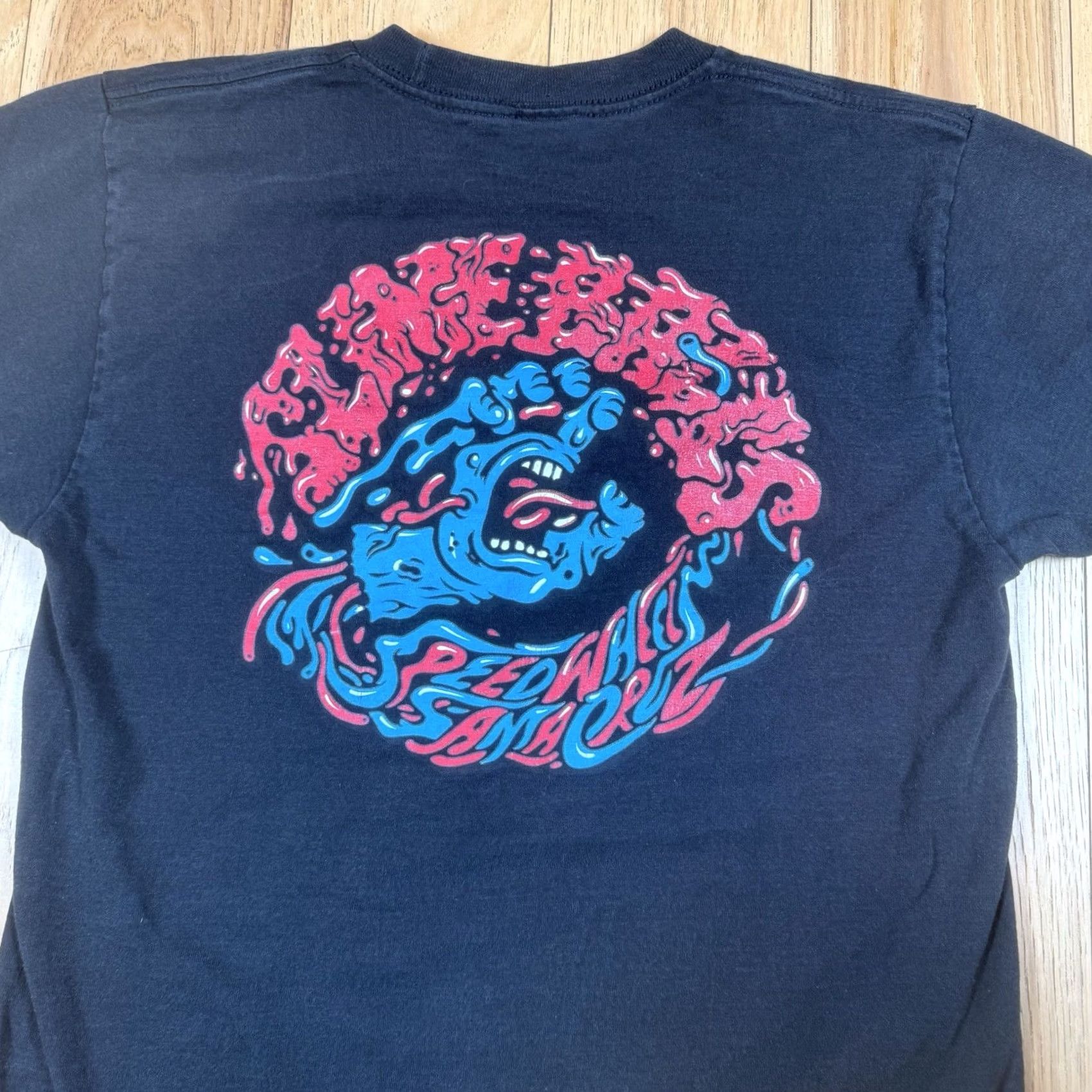 Vintage VINTAGE Santa Cruz Slime Balls Shirt Mens Small Black Speed Wheels Screaming Hand T-Shirt Mens S Black Santa Cruz Shirt 90s? Size US S / EU 44-46 / 1 - 2 Thumbnail