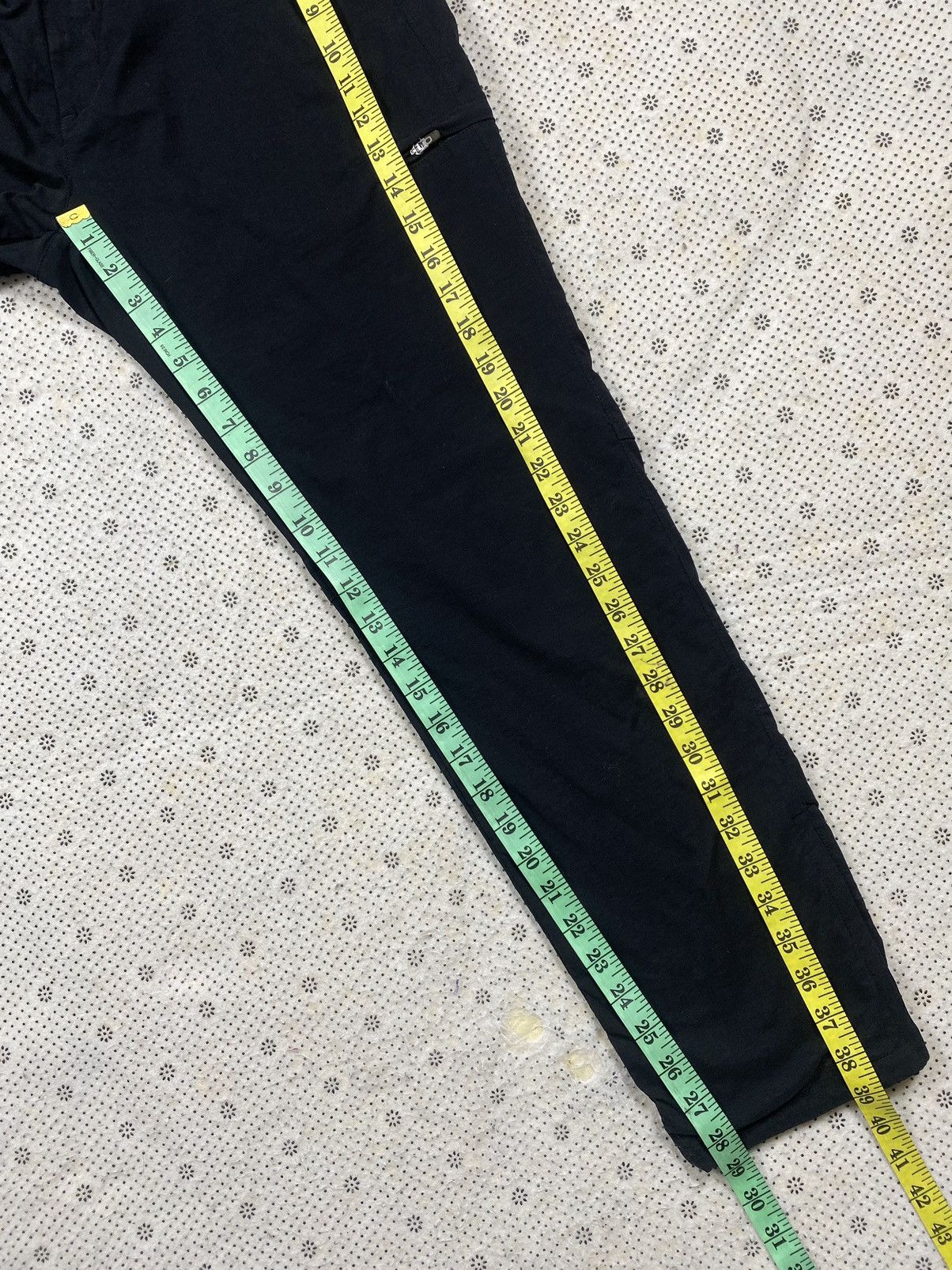 Uniqlo Uniqlo Training Jogger Pant Size US 31 - 5 Thumbnail