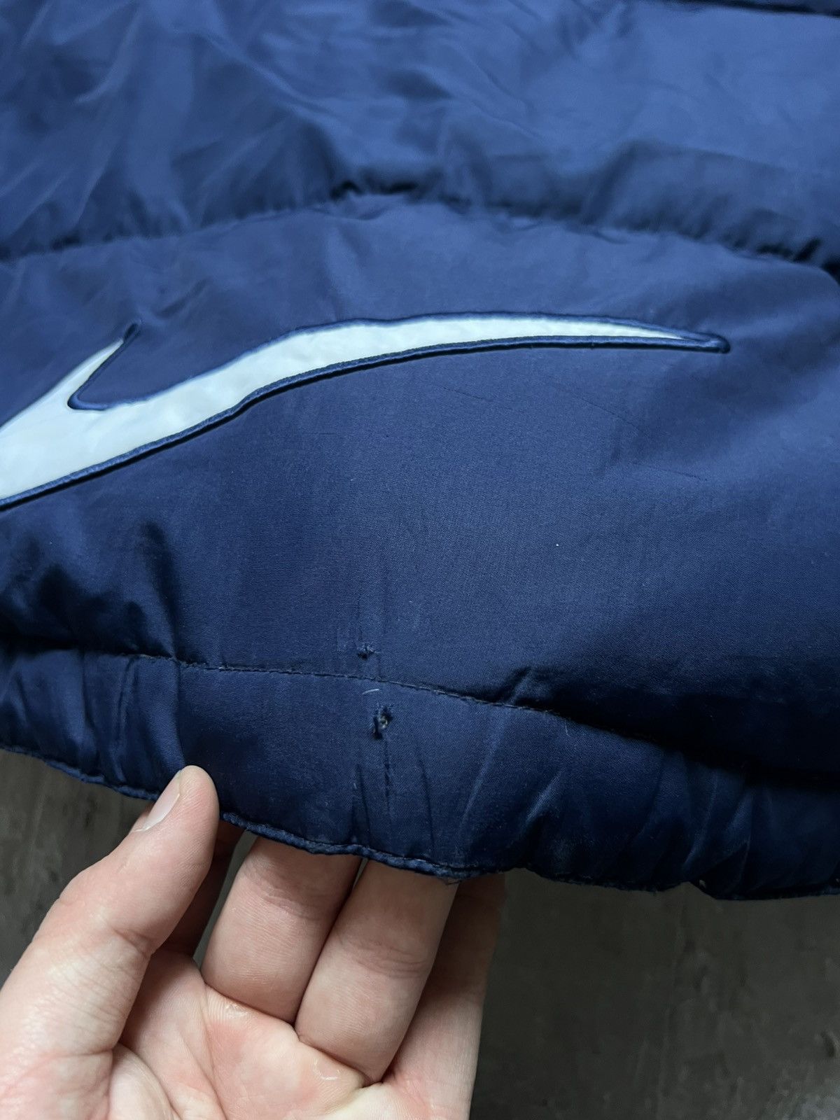 Nike Very Rare Vintage Down Jacket From Nike Big Logo Size M Y2K Size US M / EU 48-50 / 2 - 7 Thumbnail